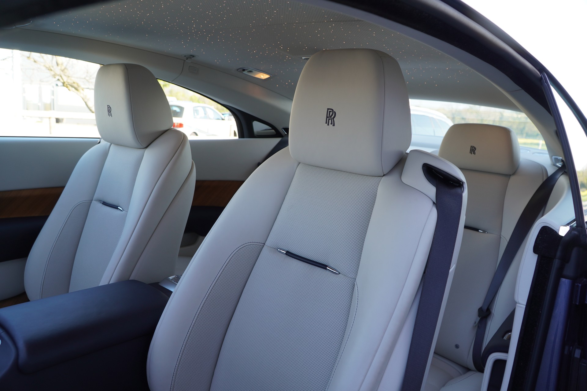 ROLLS-ROYCE WRAITH COUPE 6.6 V12-image-25