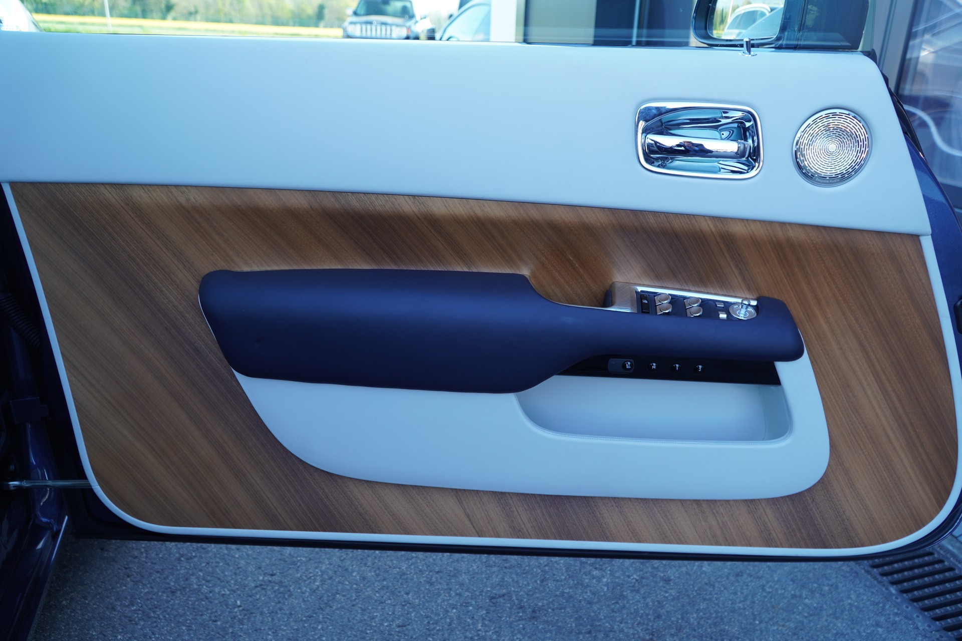 ROLLS-ROYCE WRAITH COUPE 6.6 V12-image-29