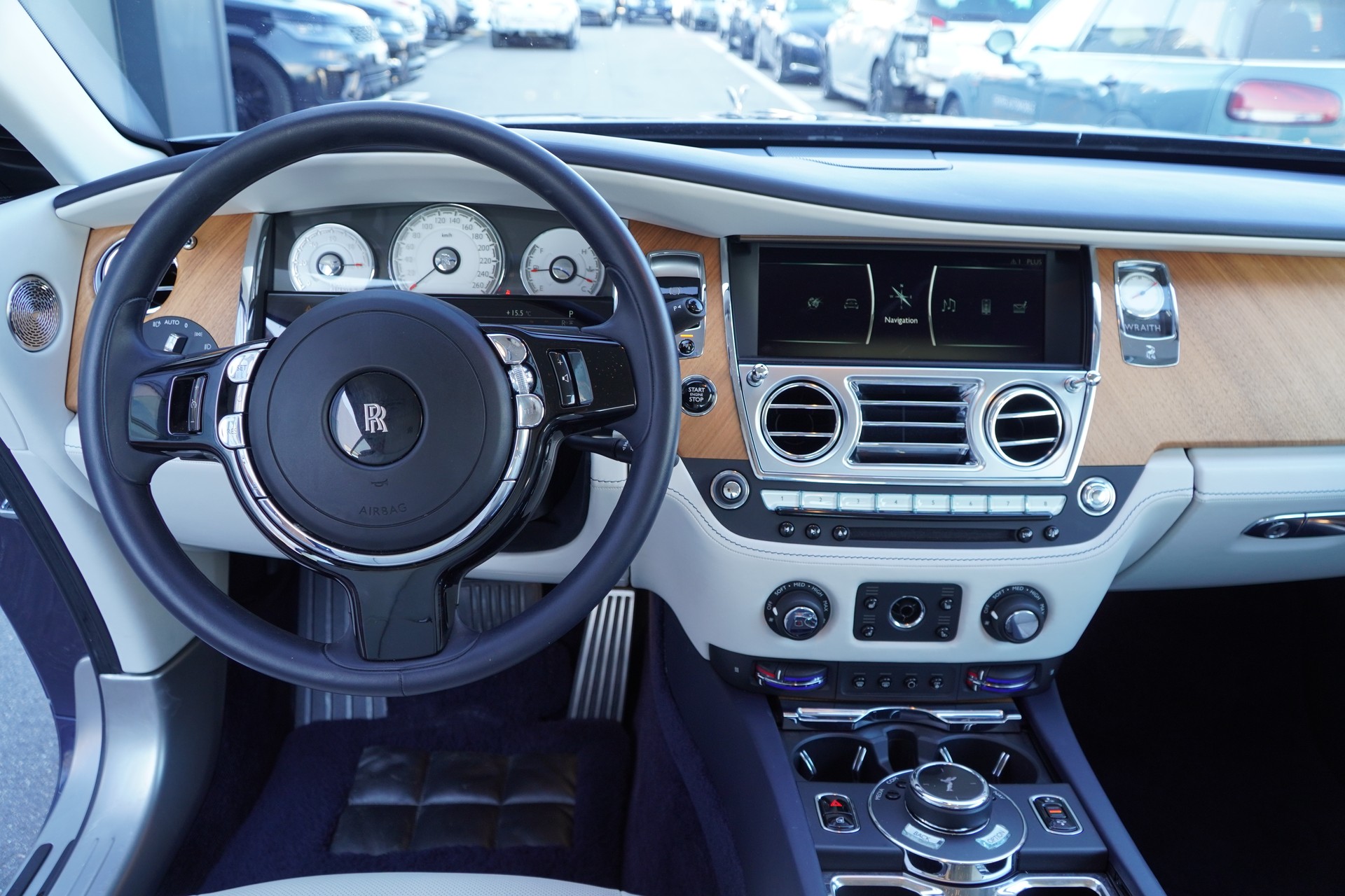 ROLLS-ROYCE WRAITH COUPE 6.6 V12-image-13