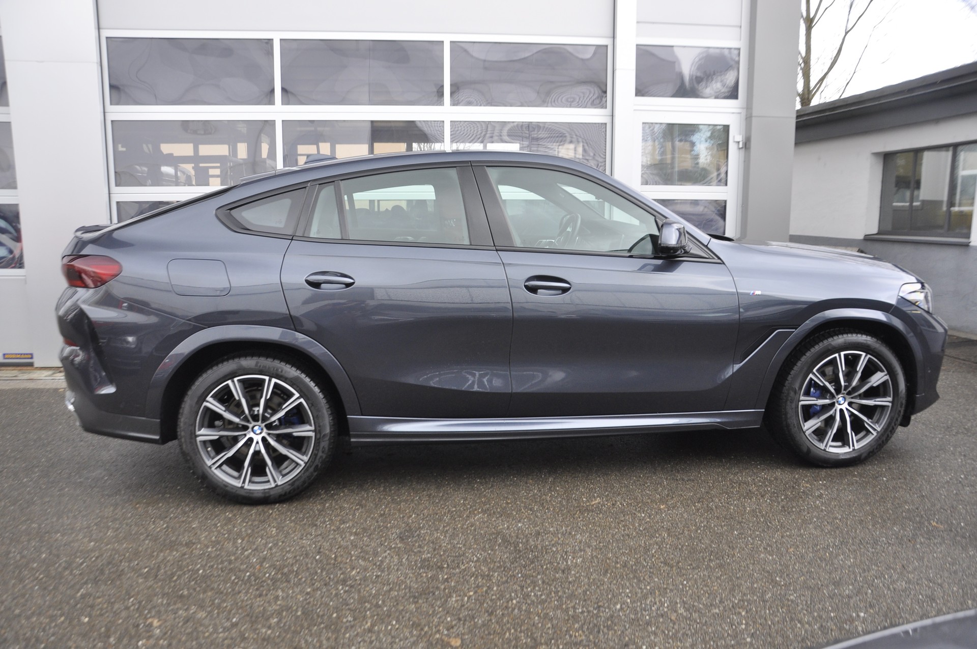 BMW X6 xDrive 48V 40i M Sport Steptronic I Anhängerkupplung-image-1