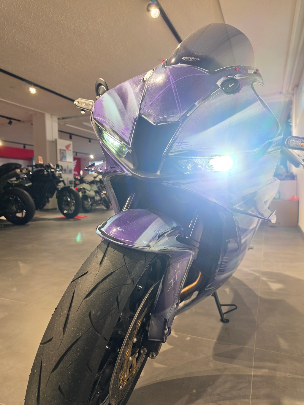 HONDA 600 RR (auf Bestellung verfügbar, Umbau möglich)-image-11
