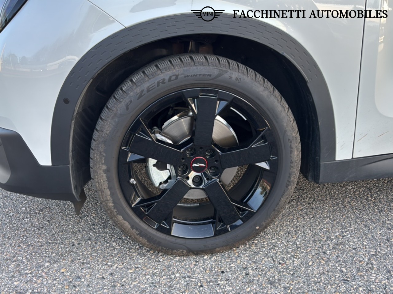 MINI MINI COUNTRYMAN E-image-13