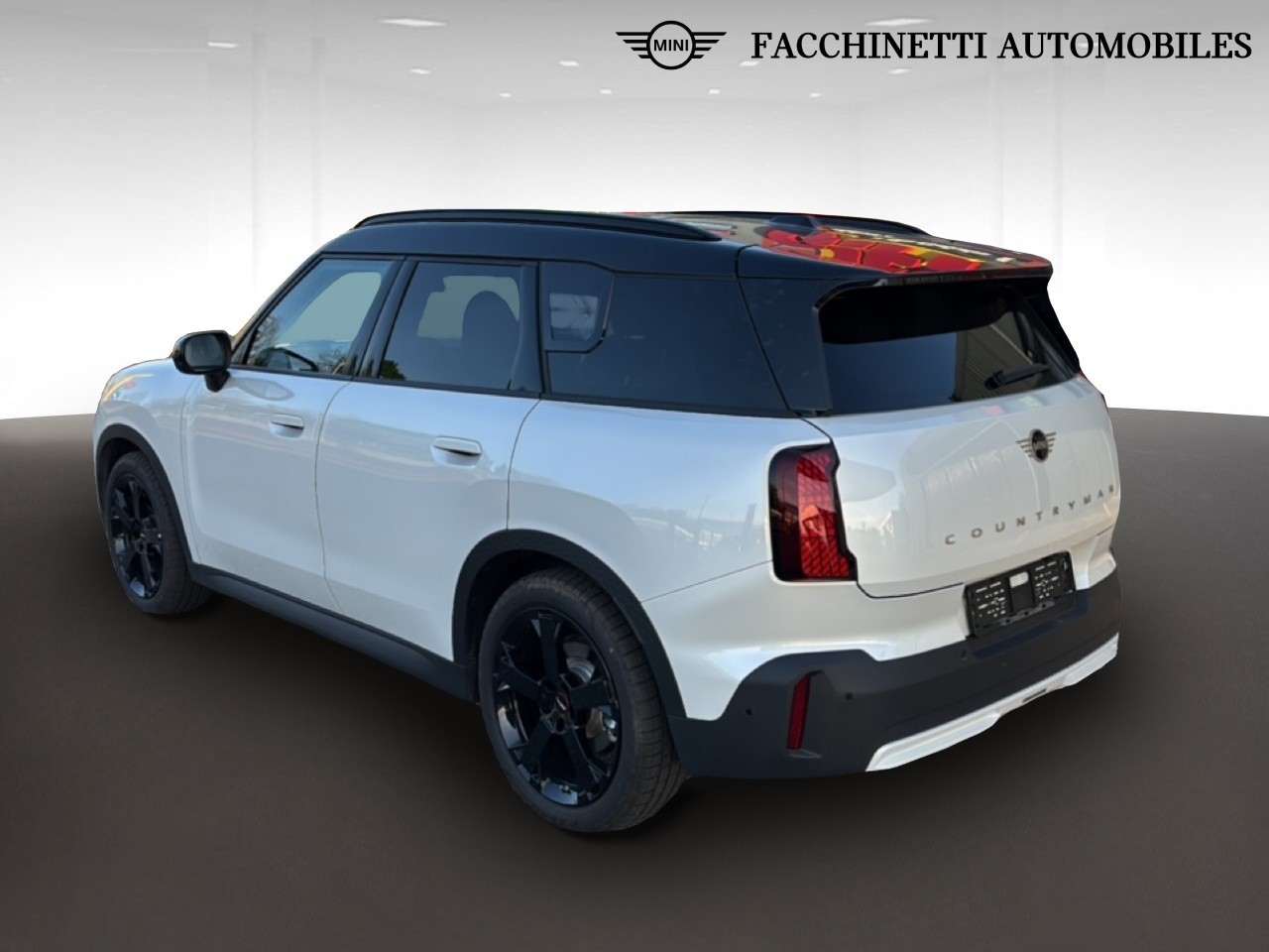 MINI MINI COUNTRYMAN E-image-8