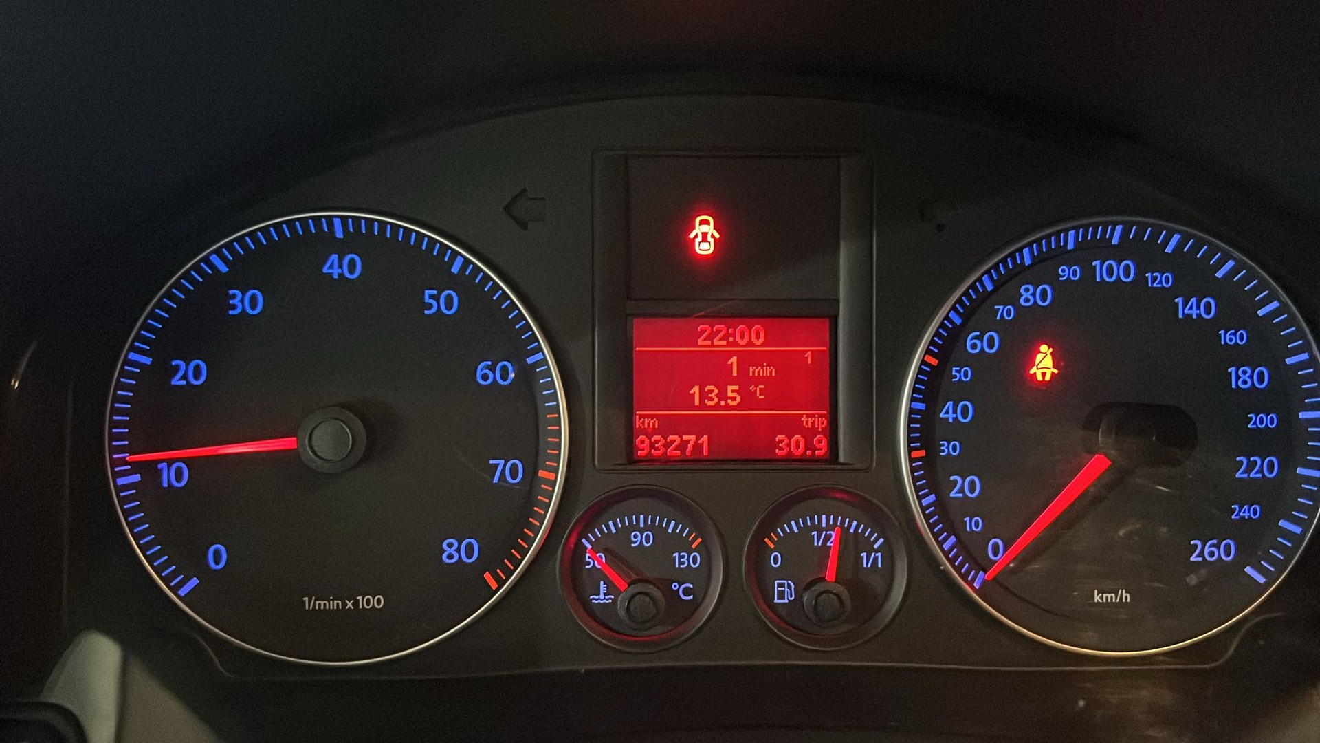VW Jetta 2.0 FSI-image-10