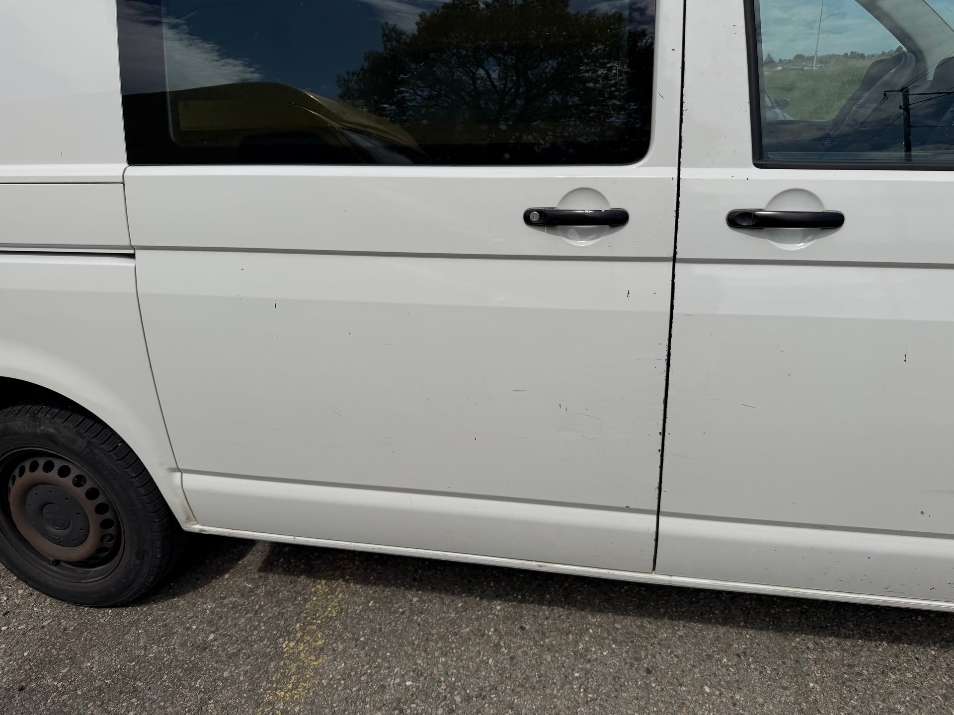 VW T5 2.0 TDI Entry-image-11