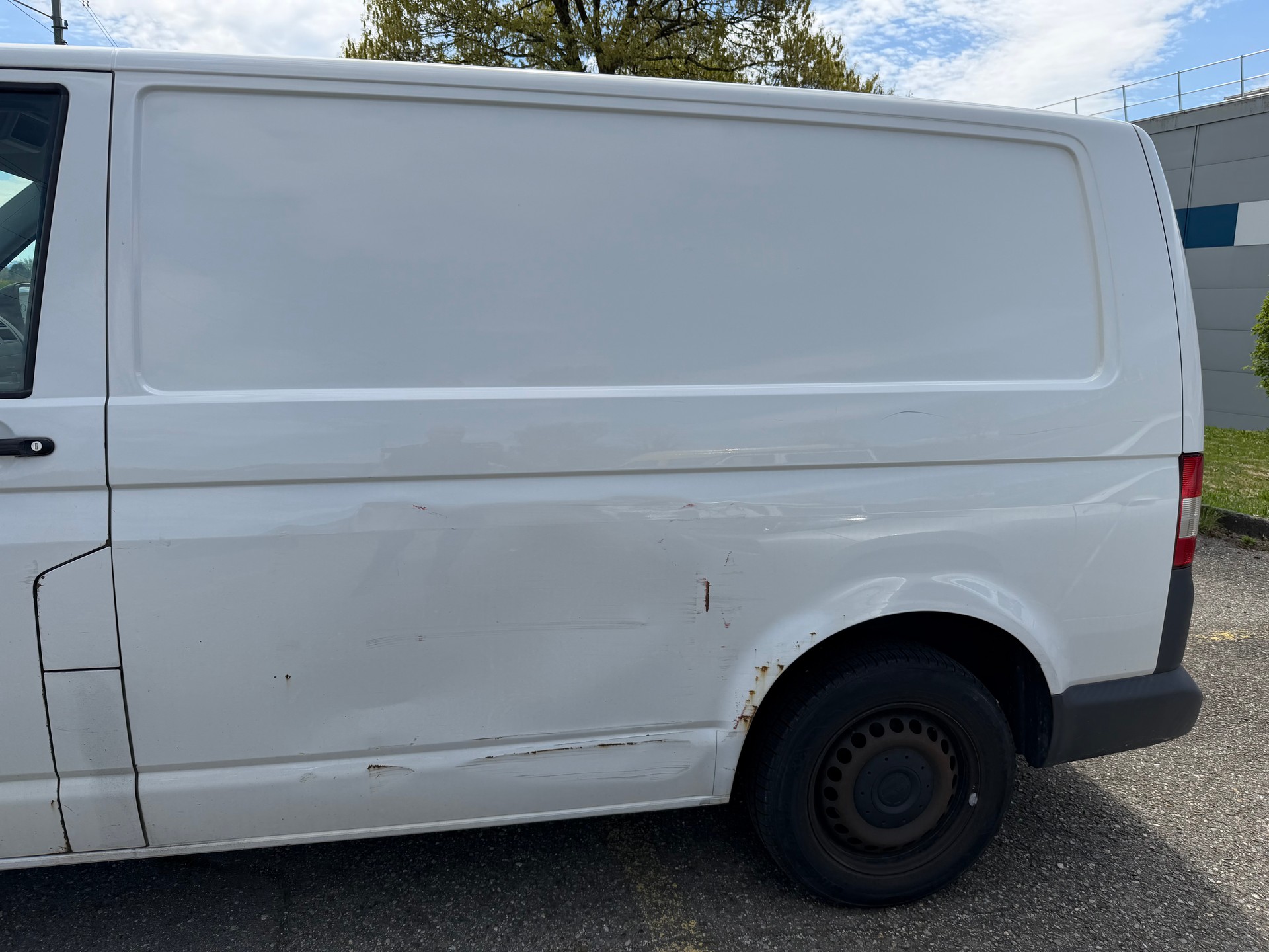 VW T5 2.0 TDI Entry-image-8