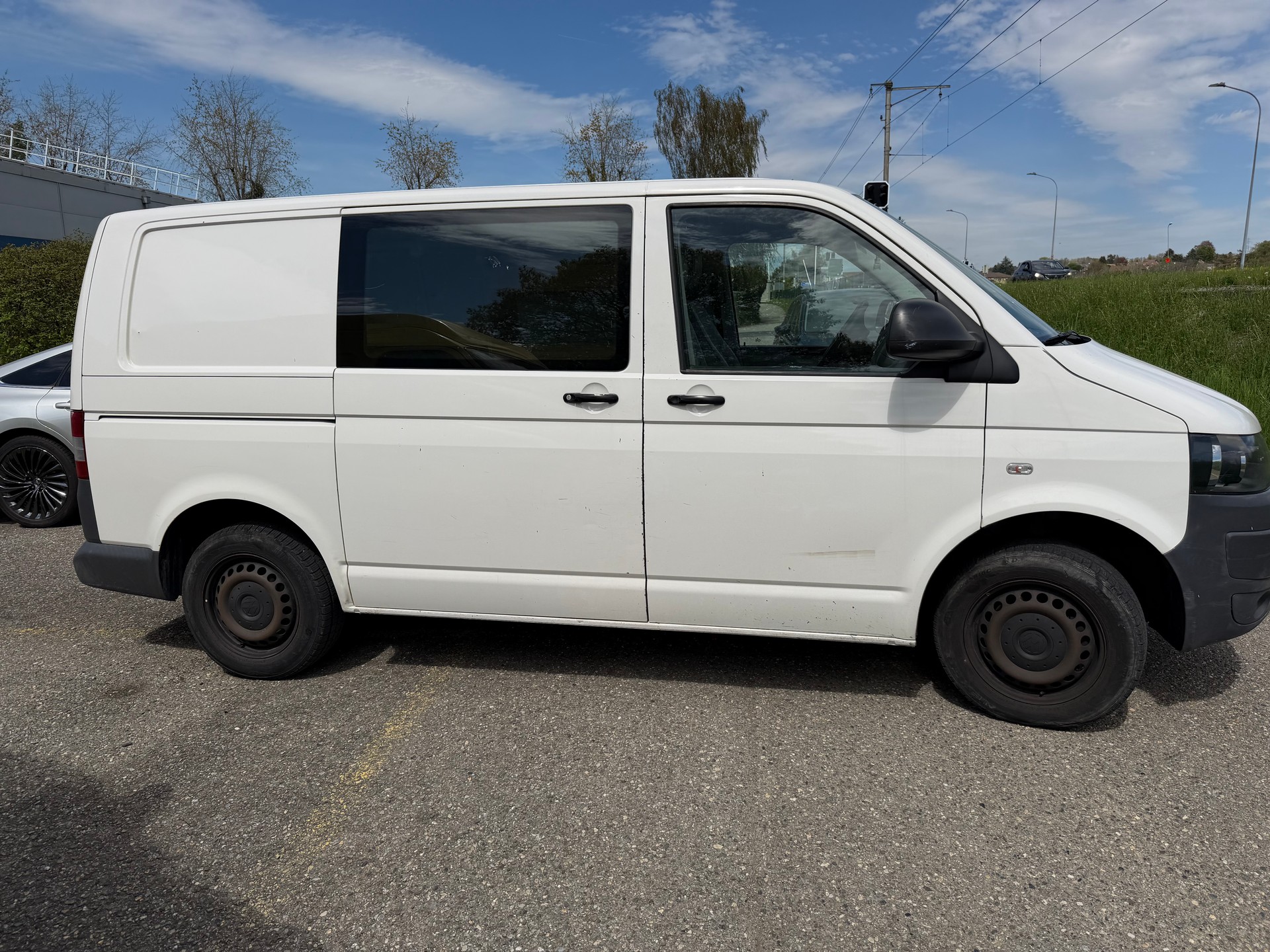 VW T5 2.0 TDI Entry-image-4