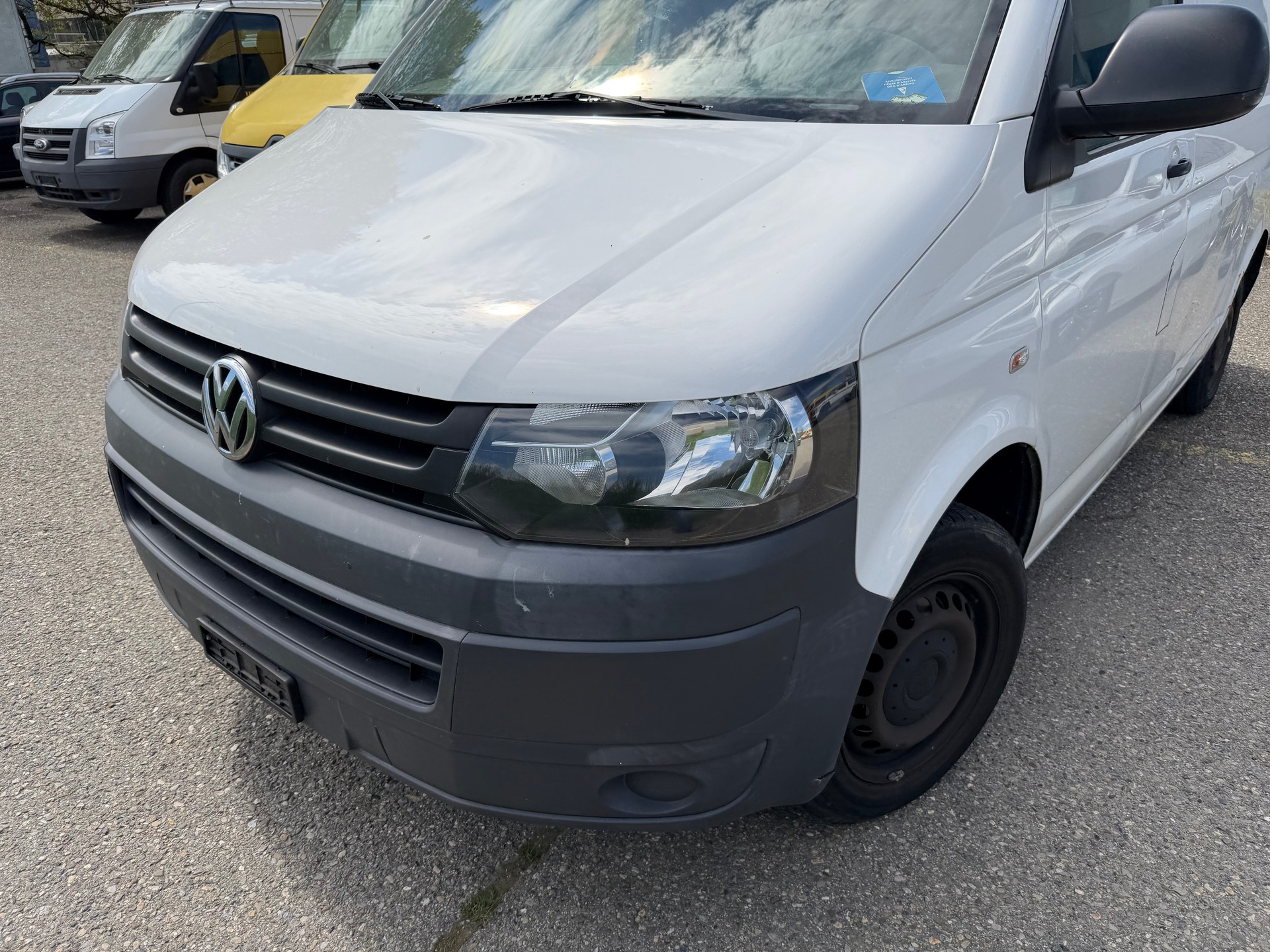 VW T5 2.0 TDI Entry-image-10