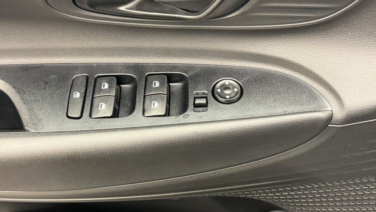 HYUNDAI i20 1.0 T-GDi Comfort DCT-image-8