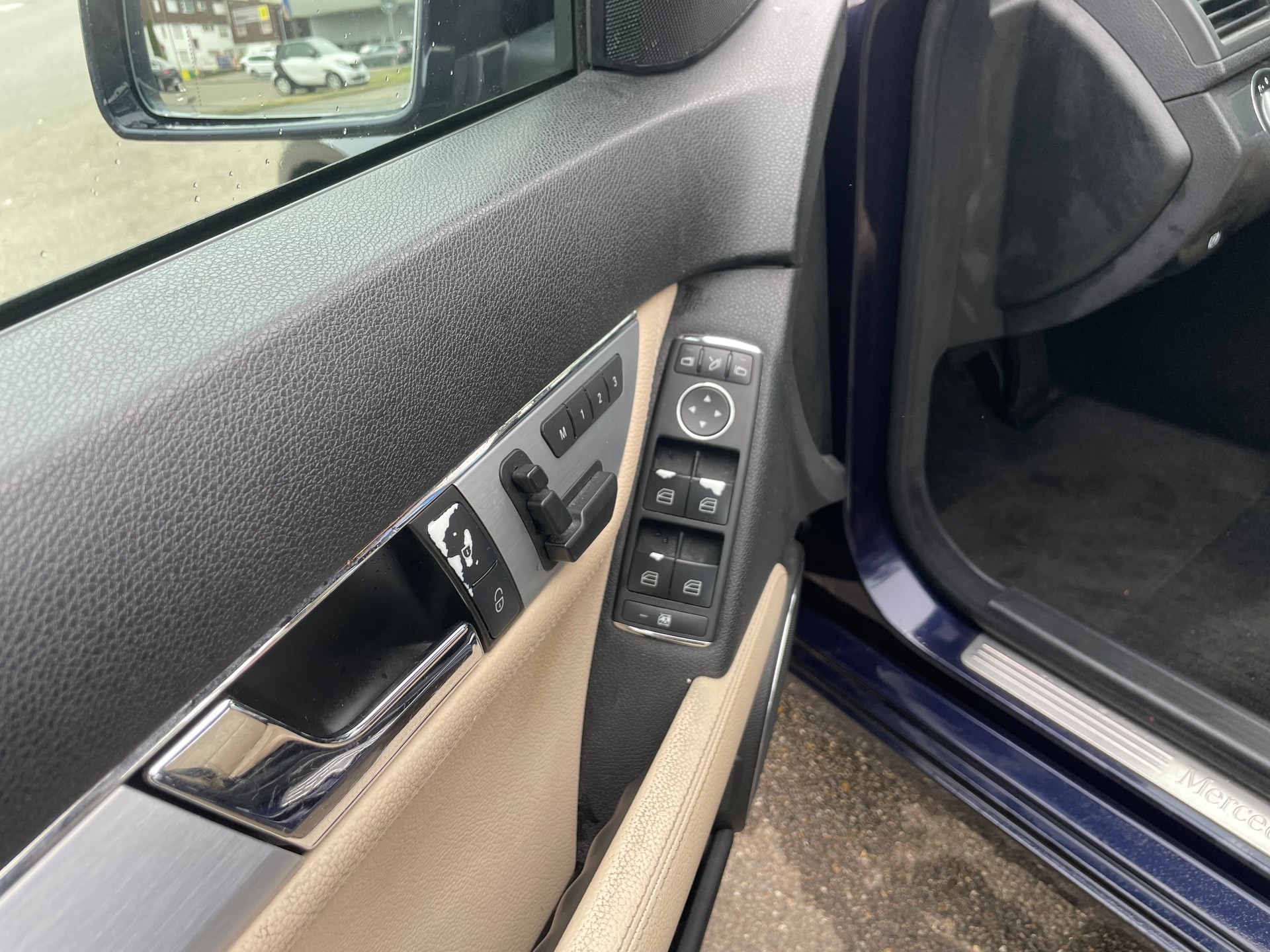 MERCEDES-BENZ C 350 CDI (320 CDI) Avantgarde 4Matic 7G-Tronic-image-8