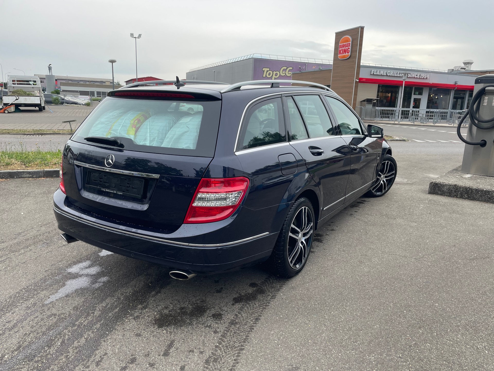 MERCEDES-BENZ C 350 CDI (320 CDI) Avantgarde 4Matic 7G-Tronic-image-3
