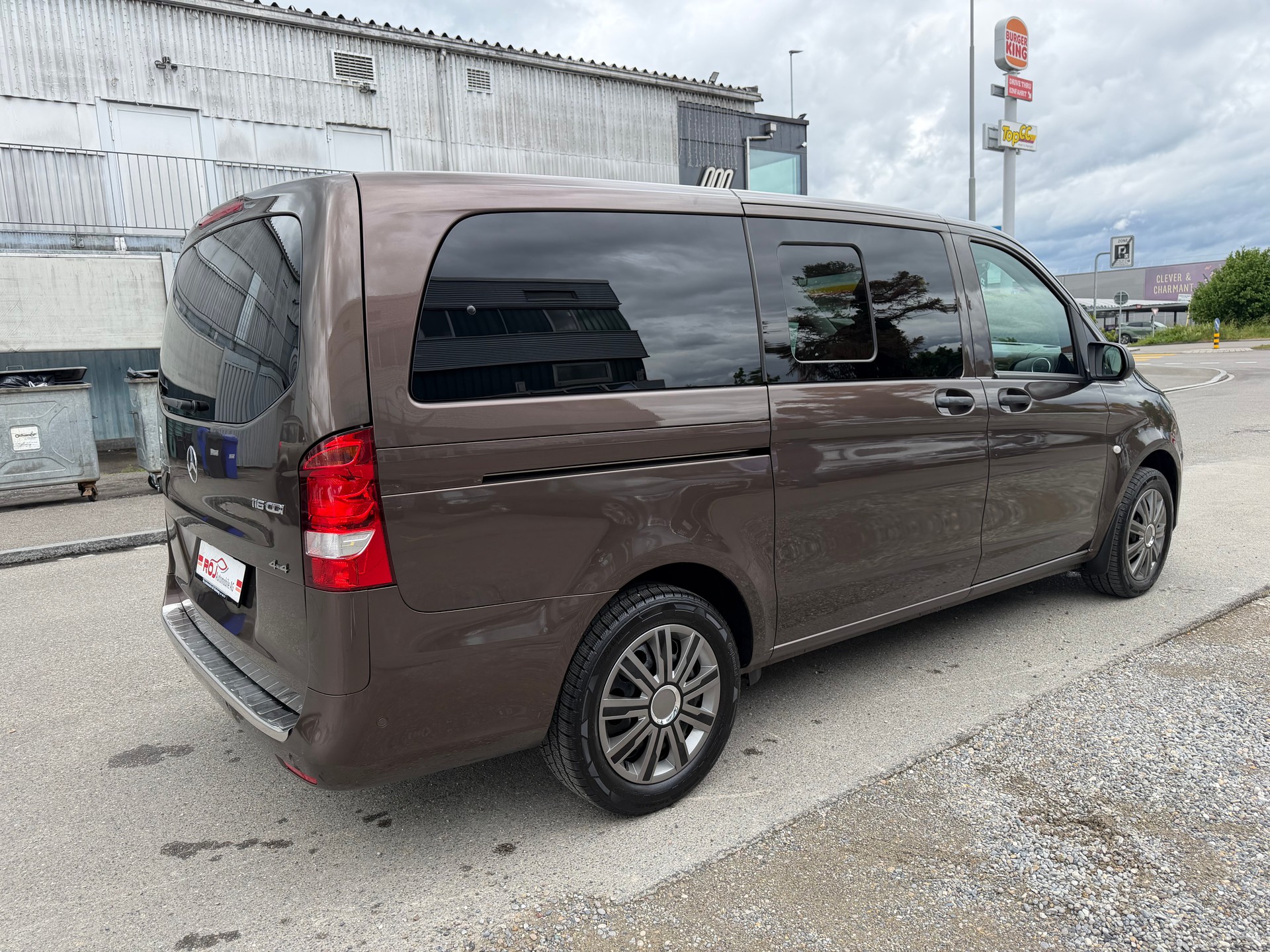 MERCEDES-BENZ Vito 116 BlueTec Tourer Pro L 4Matic 7G-Tronic-image-4