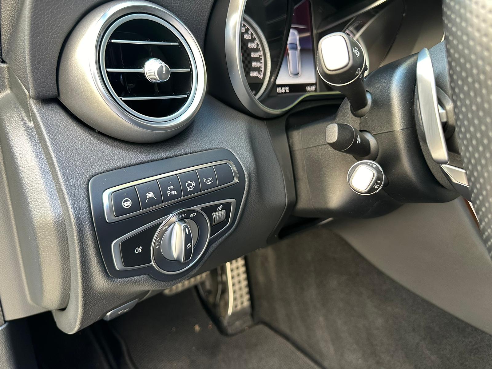 MERCEDES-BENZ C 43 AMG 4Matic 9G-Tronic-image-11