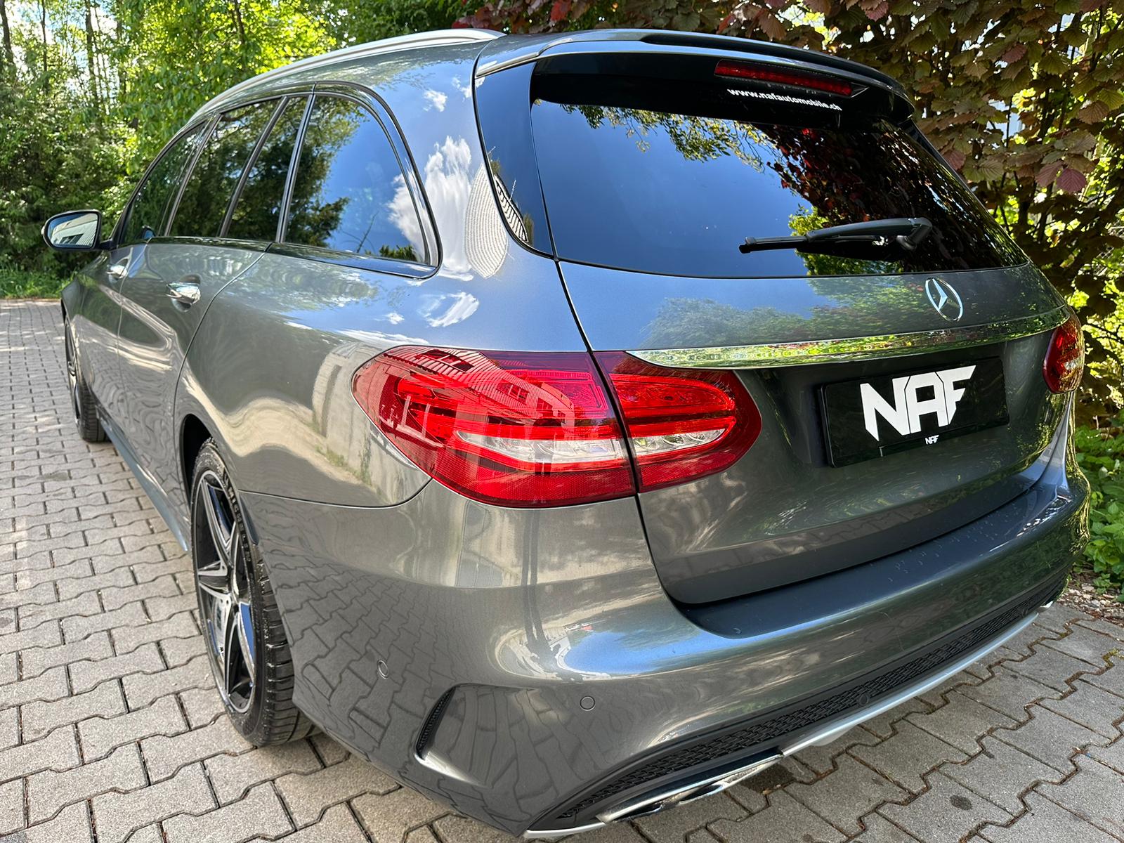 MERCEDES-BENZ C 43 AMG 4Matic 9G-Tronic-image-2