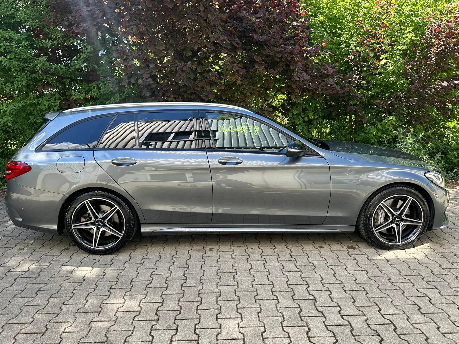 MERCEDES-BENZ C 43 AMG 4Matic 9G-Tronic-image-5