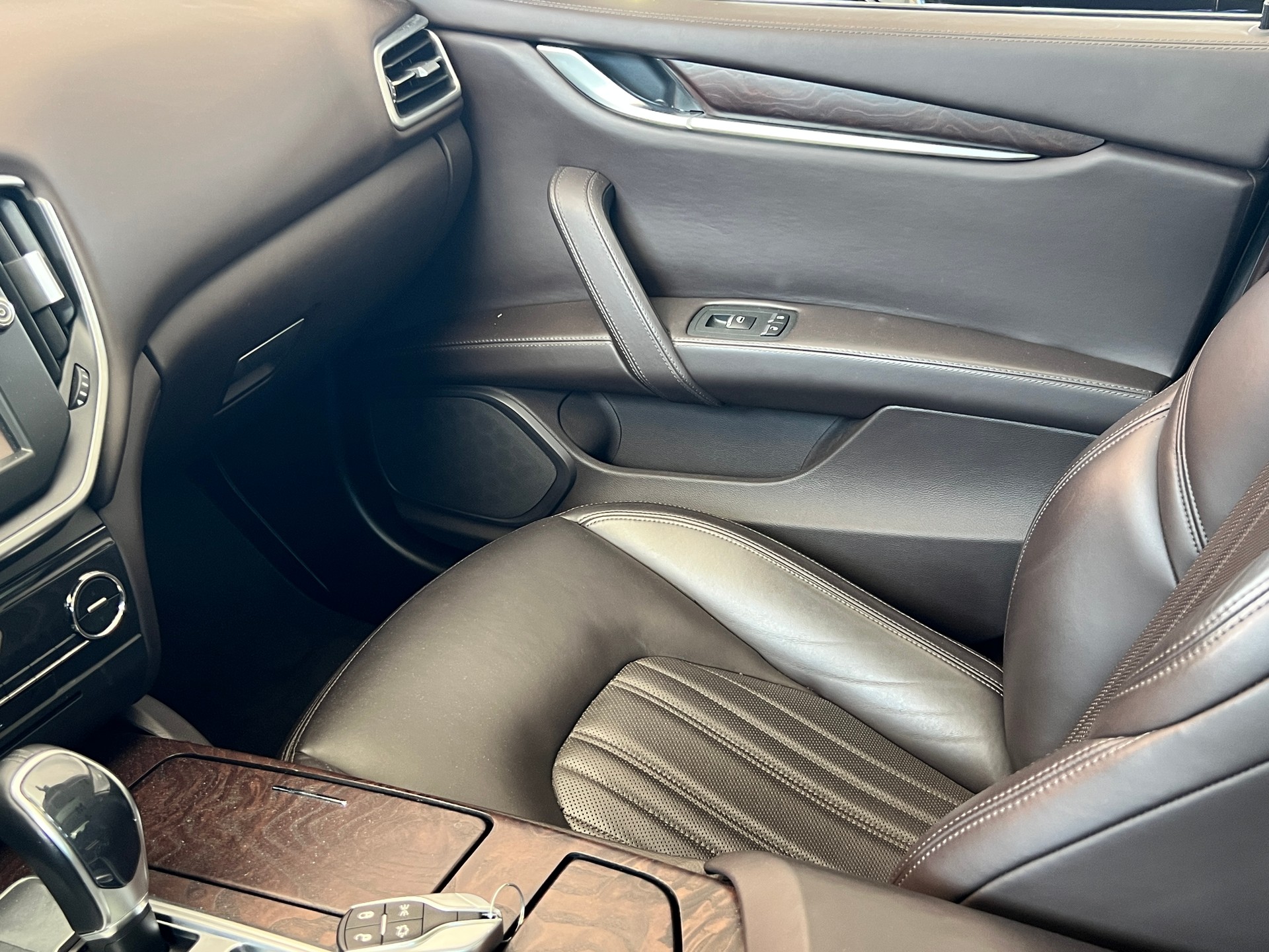 MASERATI Ghibli S Q4 3.0 V6 Automatica-image-16