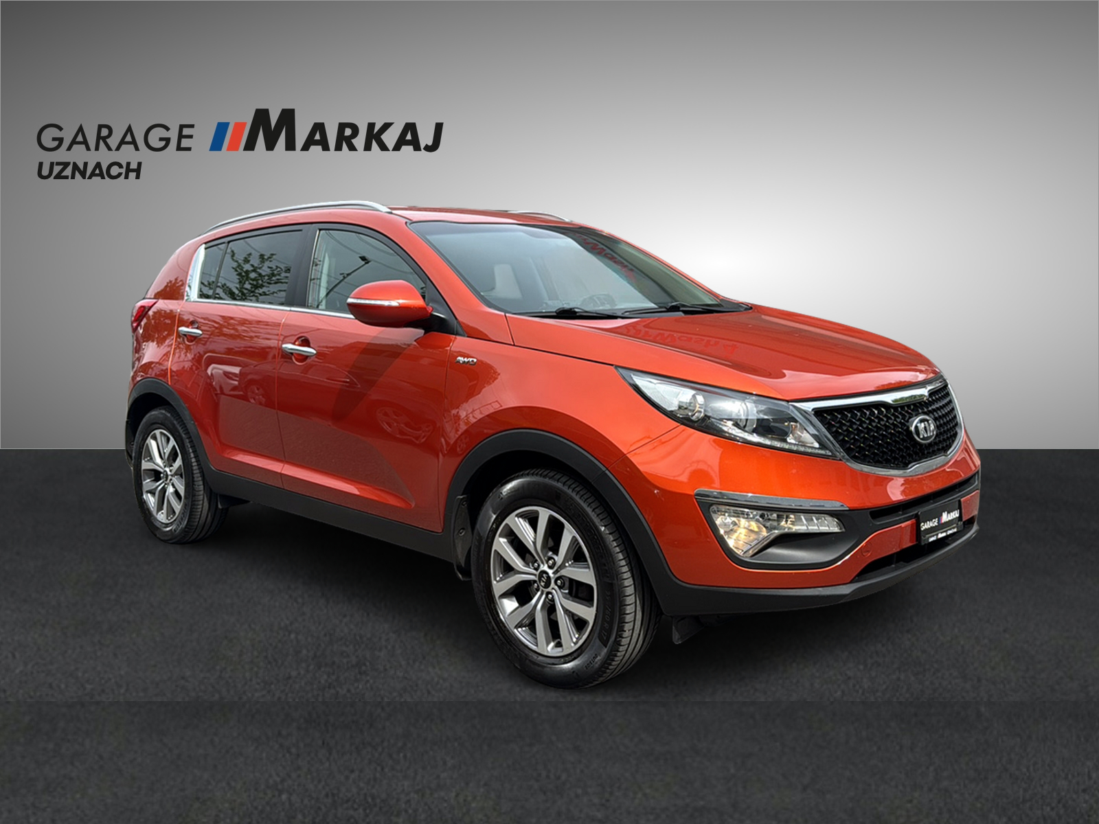 KIA Sportage 2.0 Style 4WD Automatic-showroom-element-3
