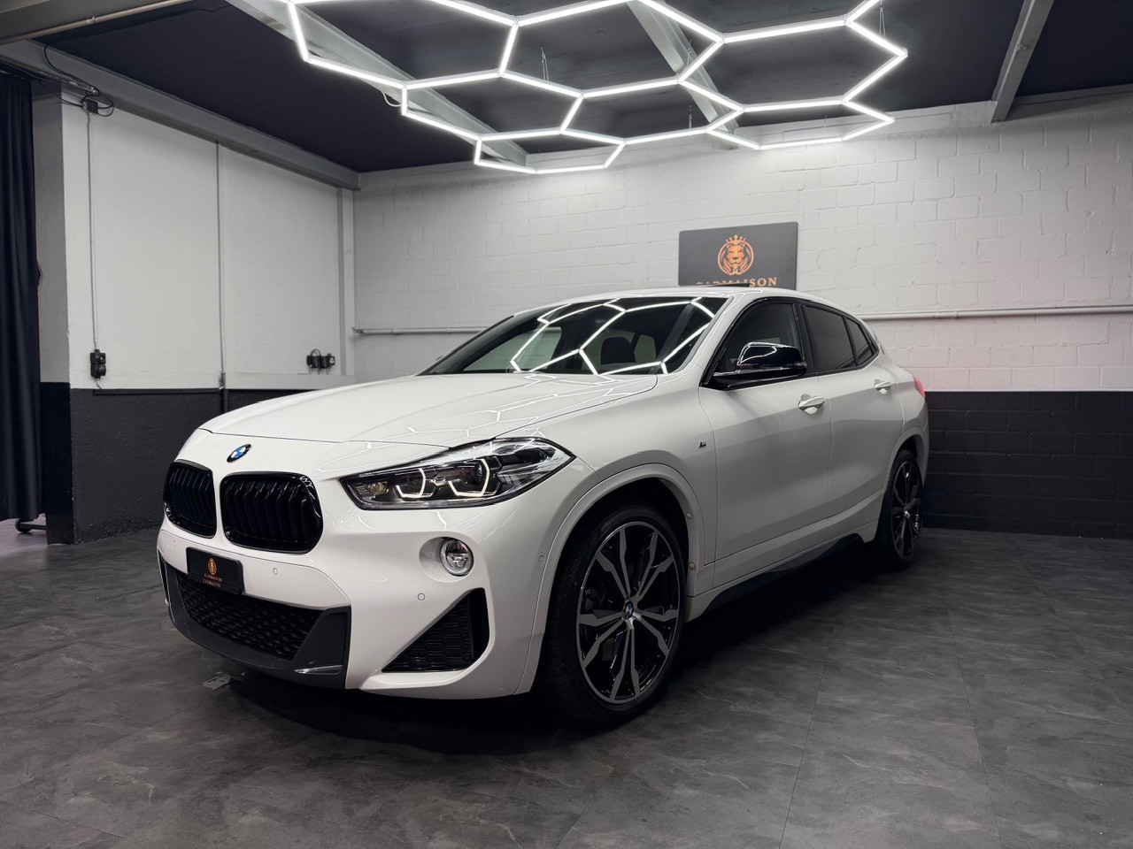 BMW X2 xDrive 20d M Sport | M-Paket | Panoramadach | Head-Up Display | Harman/Kardon-image-2