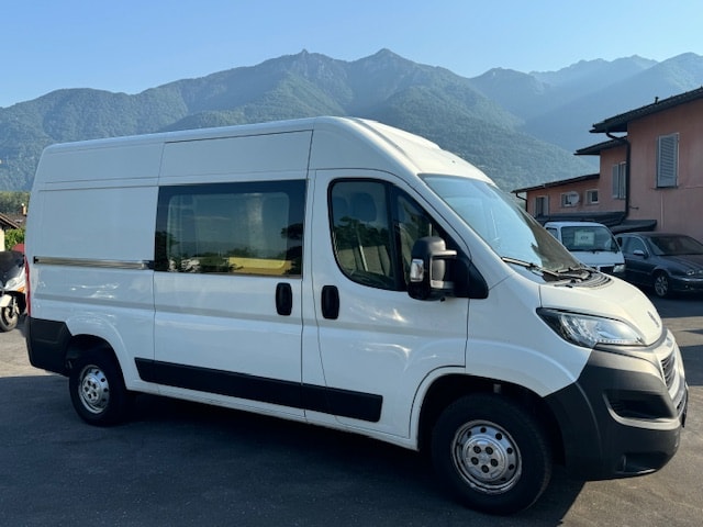 PEUGEOT Boxer 2.2 HDI 335 Premium L2H2