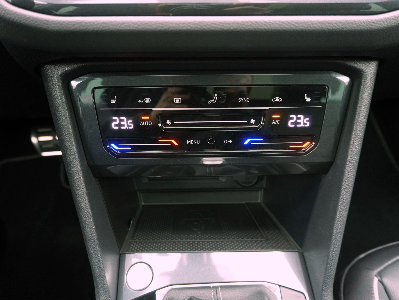 VW Tiguan 2.0 TSI DSG R-Line 4Motion-image-15