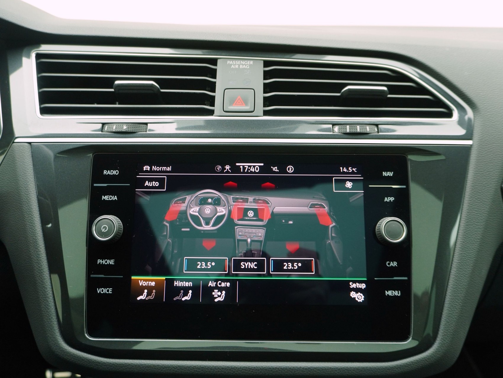 VW Tiguan 2.0 TSI DSG R-Line 4Motion-image-18