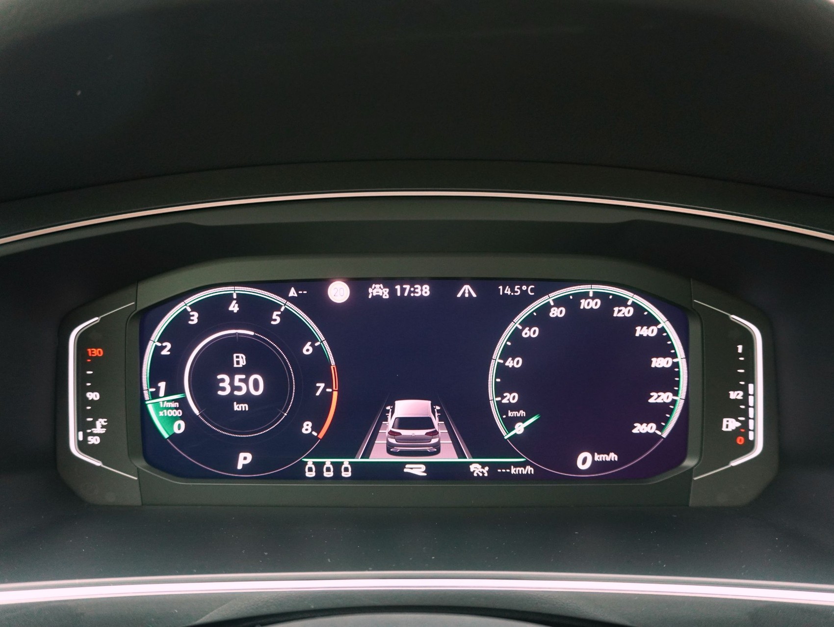VW Tiguan 2.0 TSI DSG R-Line 4Motion-image-17