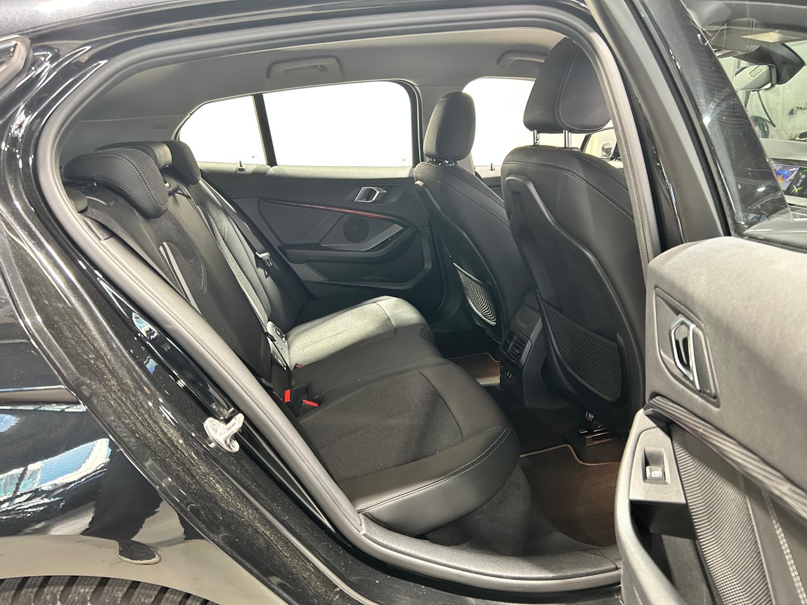 BMW 118i CH FAHRZEUG-image-7