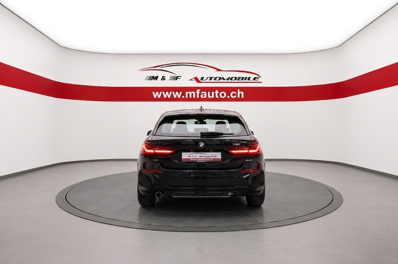 BMW 118i CH FAHRZEUG-image-4
