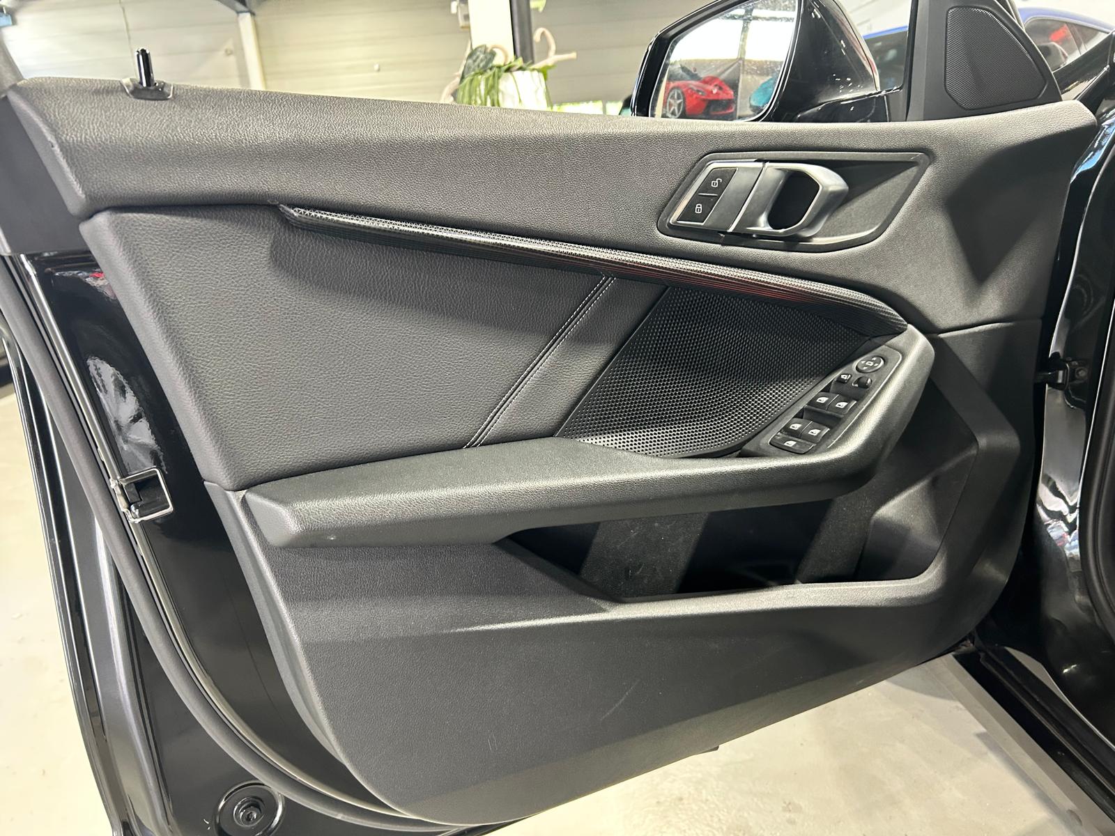 BMW 118i CH FAHRZEUG-image-17
