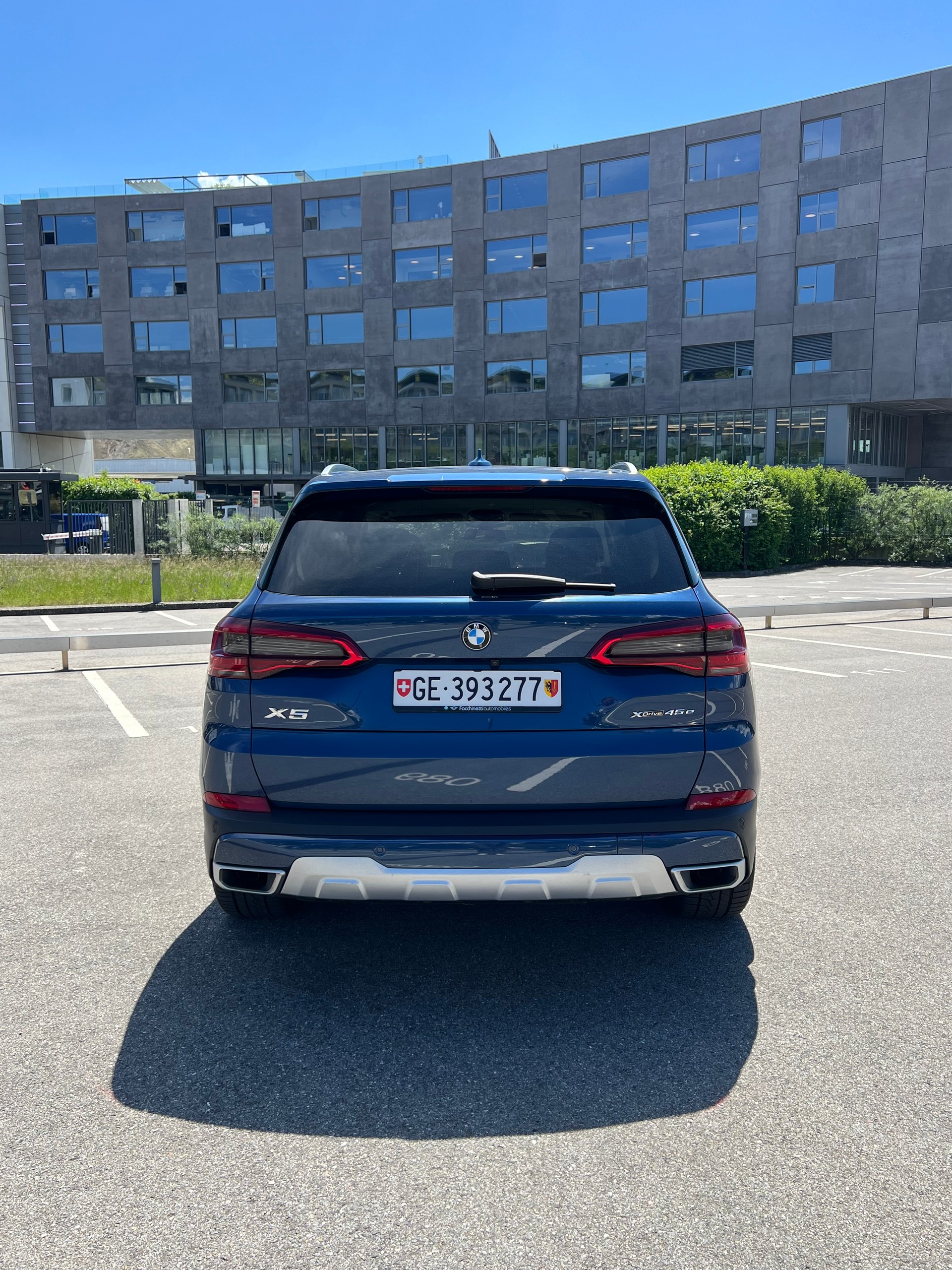 BMW 45e xDrive SAG-image-4