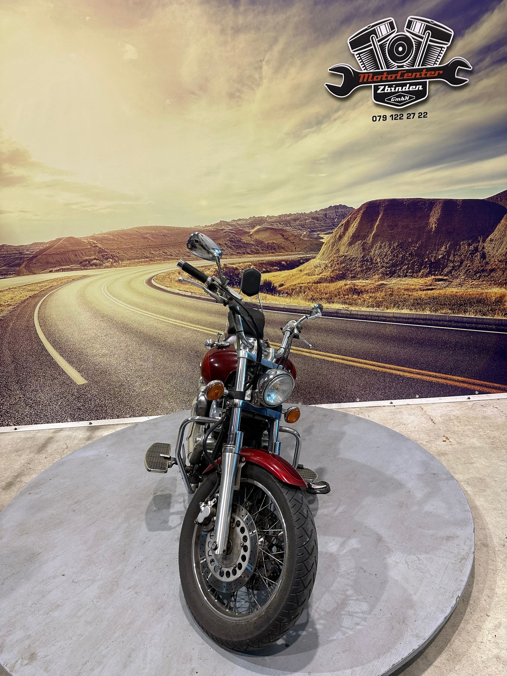 YAMAHA XVS 1100 Drag Star-showroom-element-2