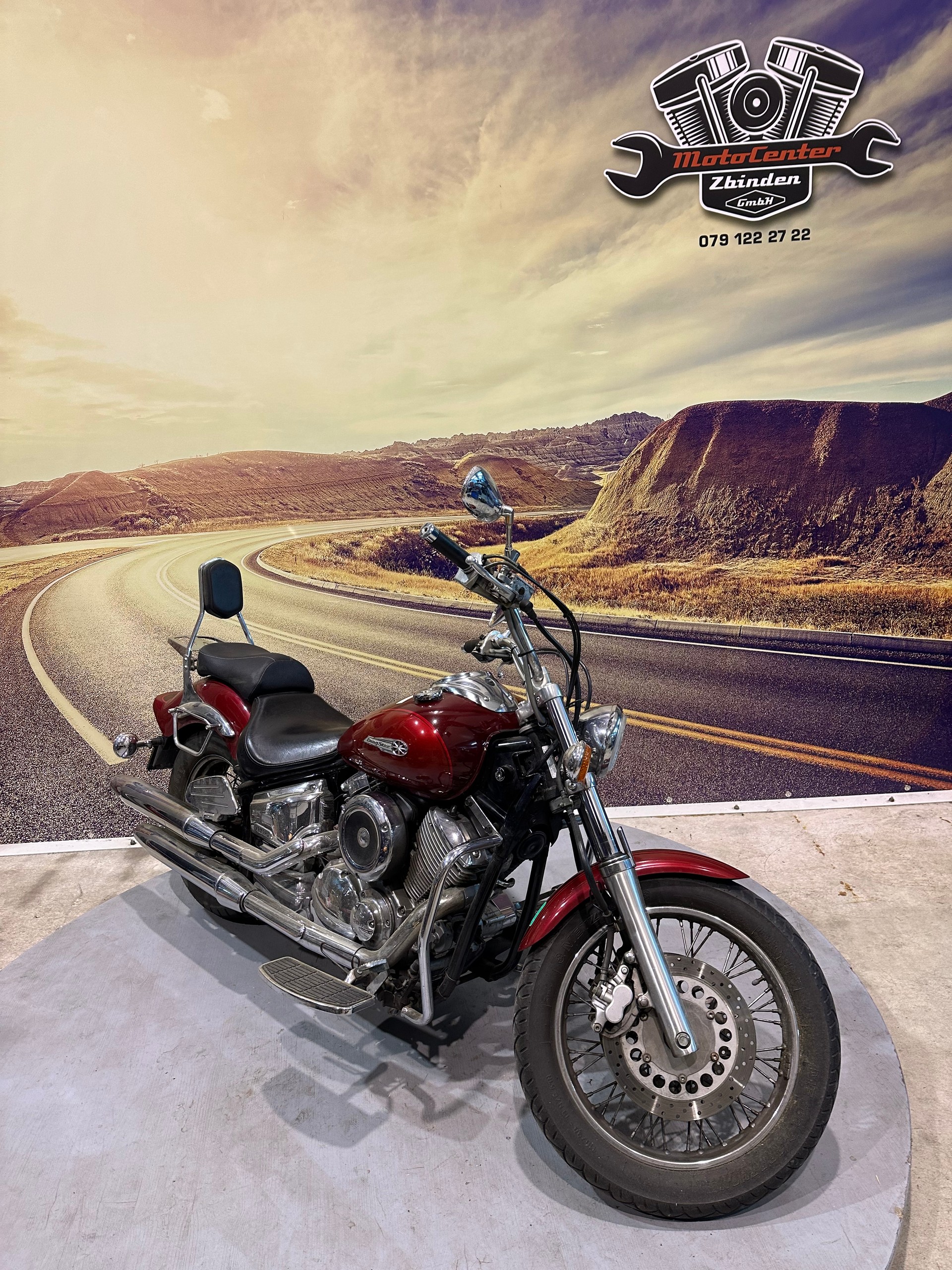 YAMAHA XVS 1100 Drag Star-showroom-element-1