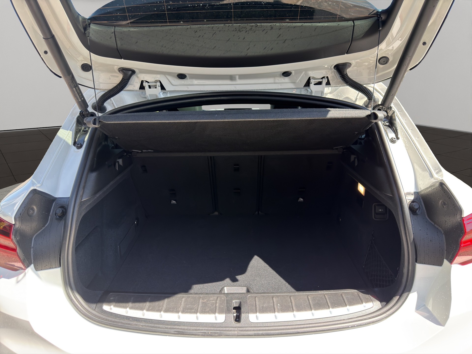 BMW X2 xDrive 25e M Sport Steptronic-image-20