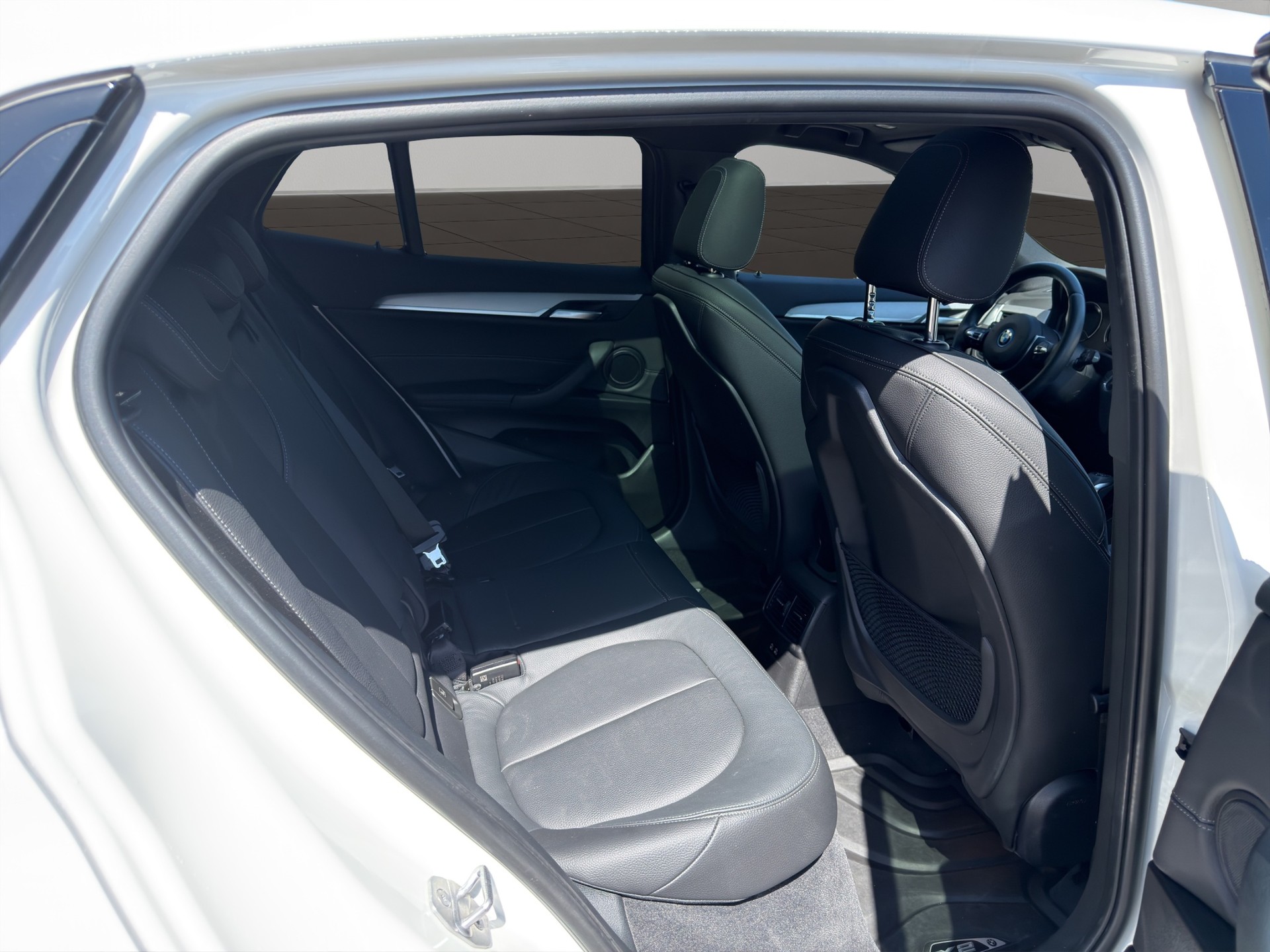 BMW X2 xDrive 25e M Sport Steptronic-image-17
