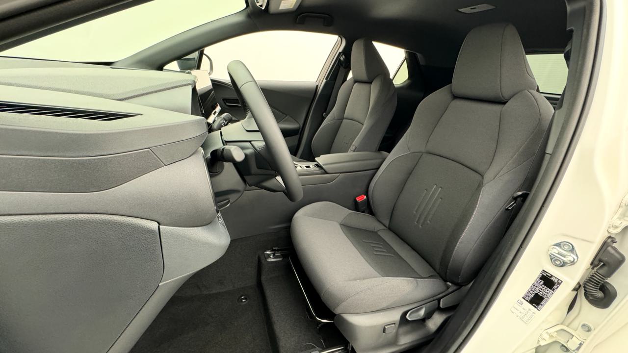 TOYOTA C-HR 2.0 HSD CVT Sport-image-4