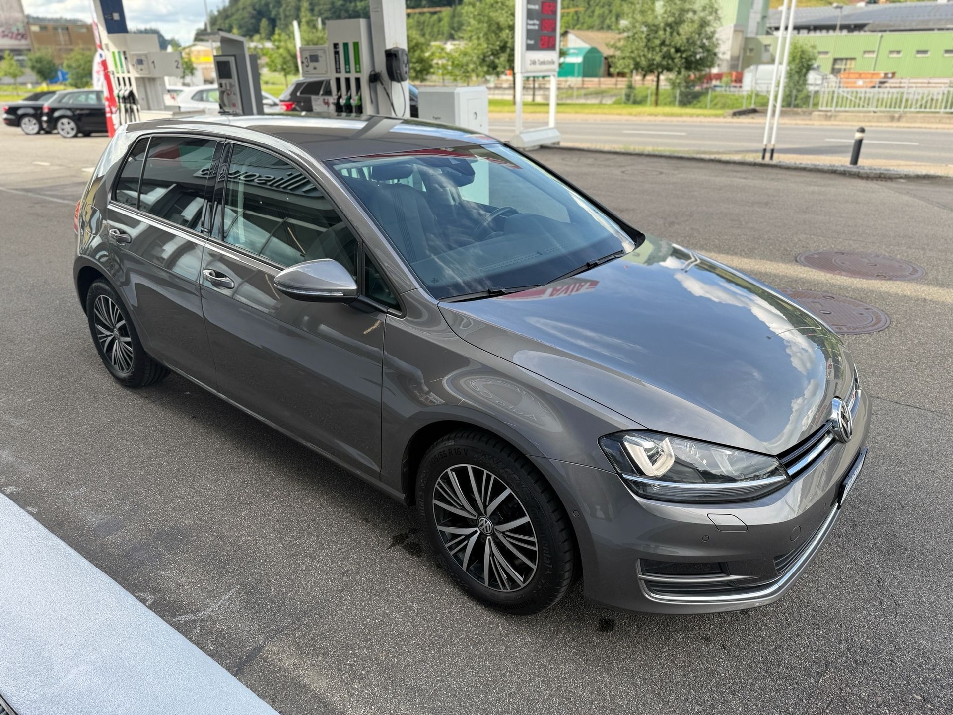 VW Golf 1.4 TSI Allstar DSG-image-14