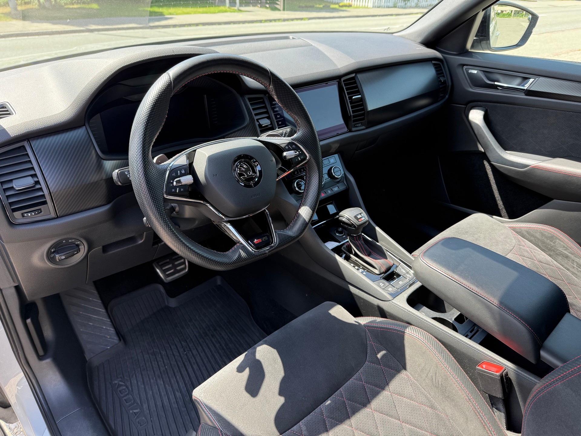 SKODA Kodiaq 2.0 Bi-TDI SCR RS 4x4 DSG-image-6