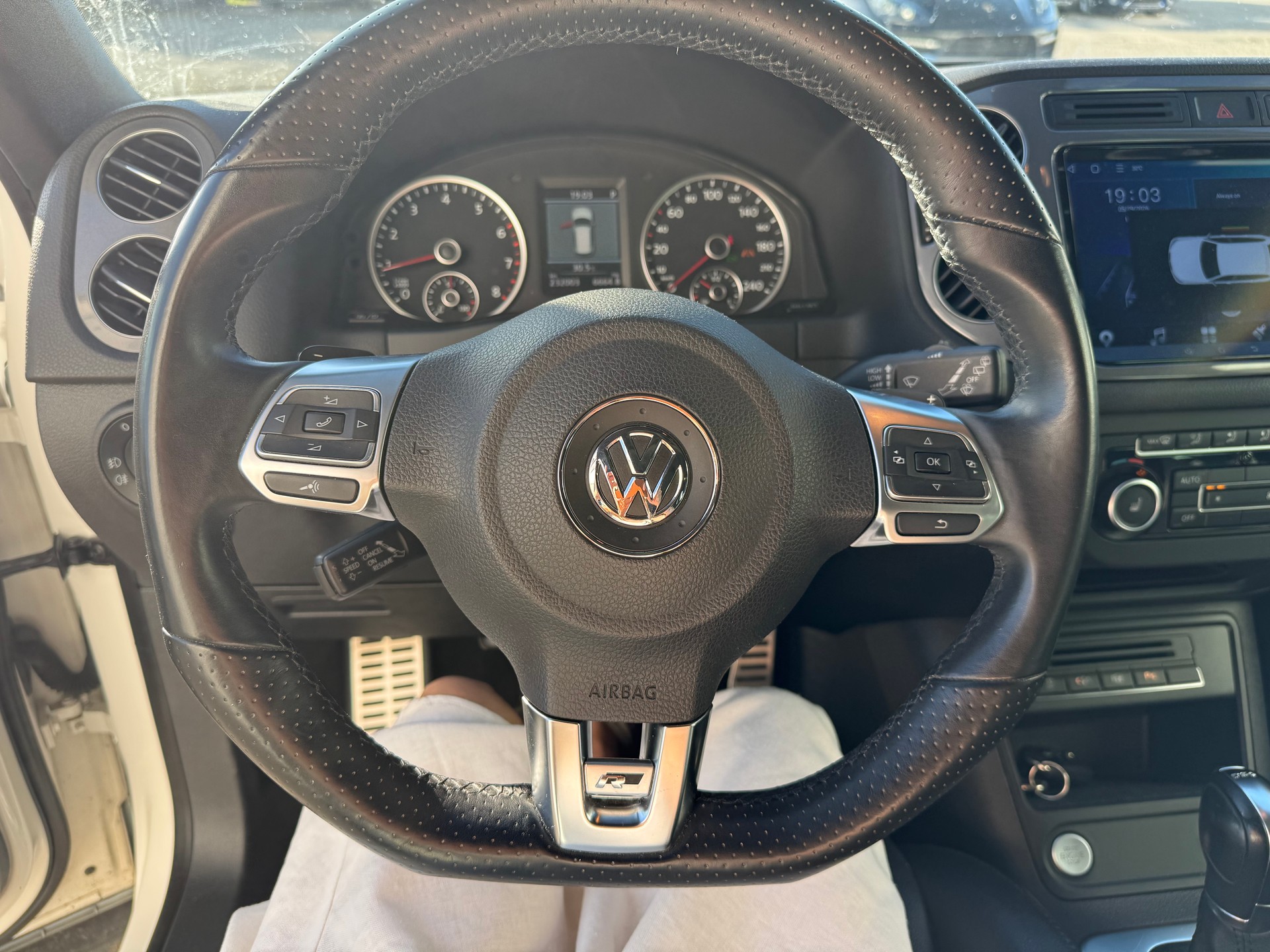 VW Tiguan 2.0 TSI Sport&Style 4Motion DSG-image-6
