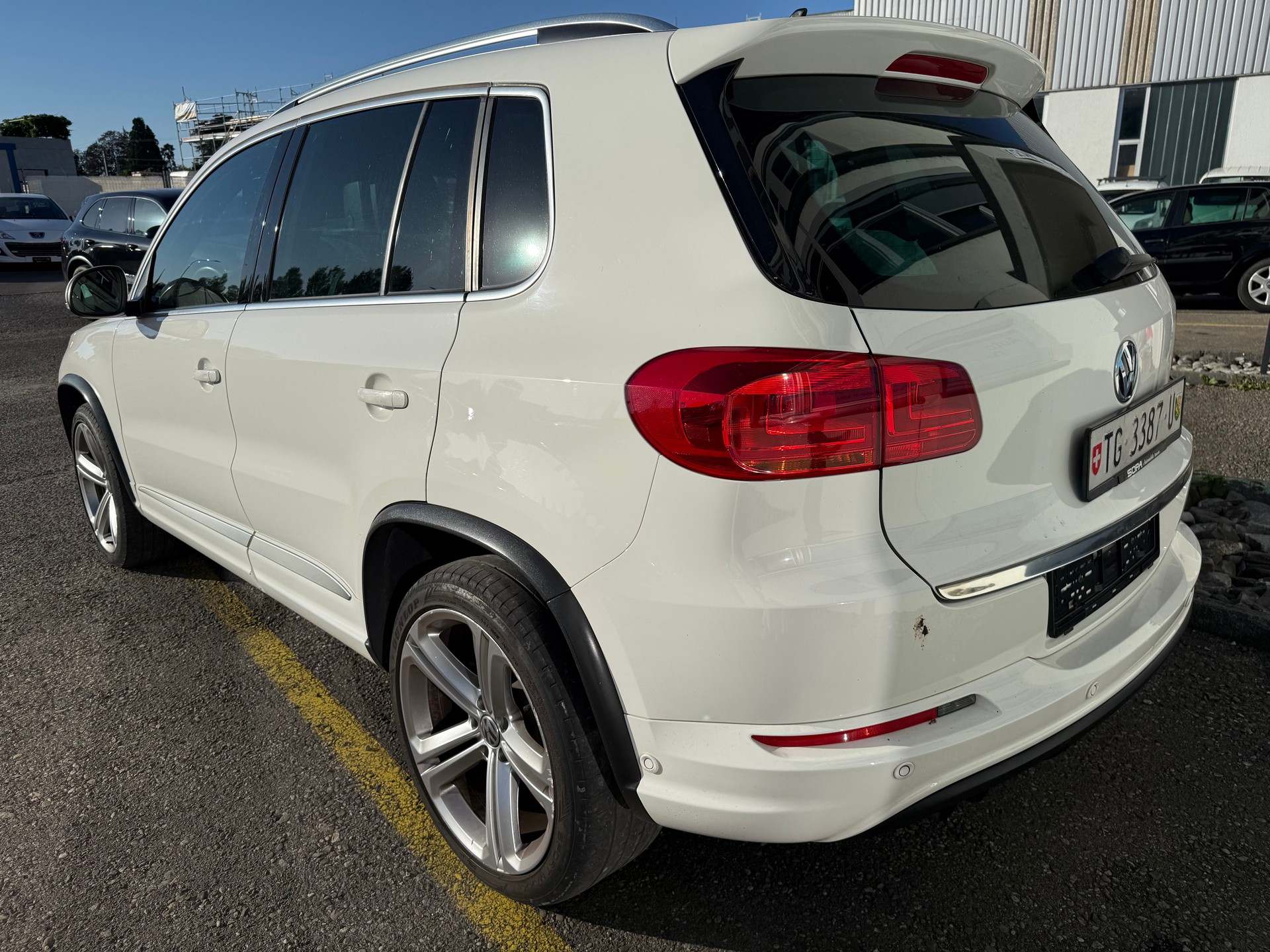 VW Tiguan 2.0 TSI Sport&Style 4Motion DSG-image-14