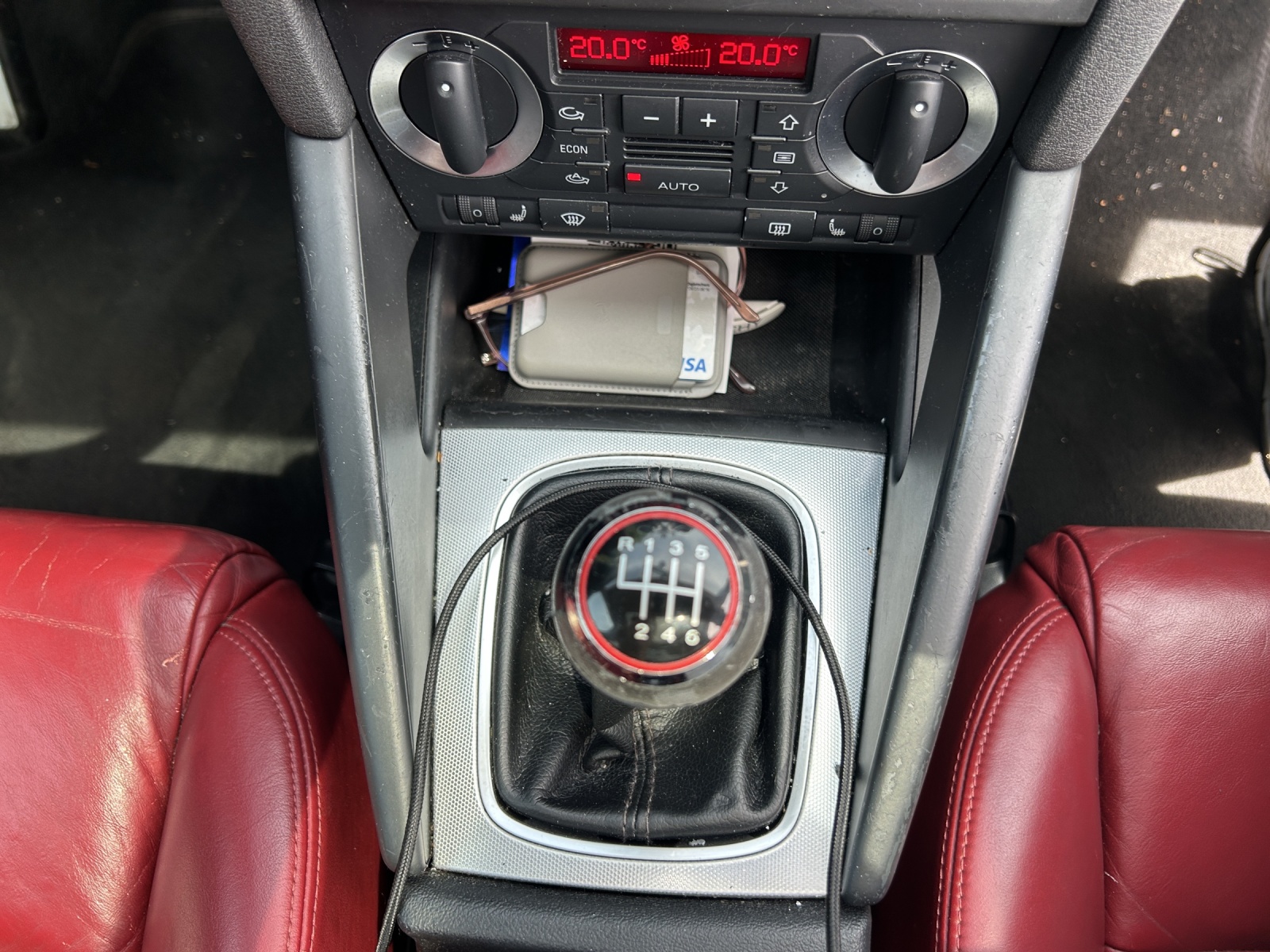 AUDI A3 Sportback 2.0 TDI Ambition-image-15