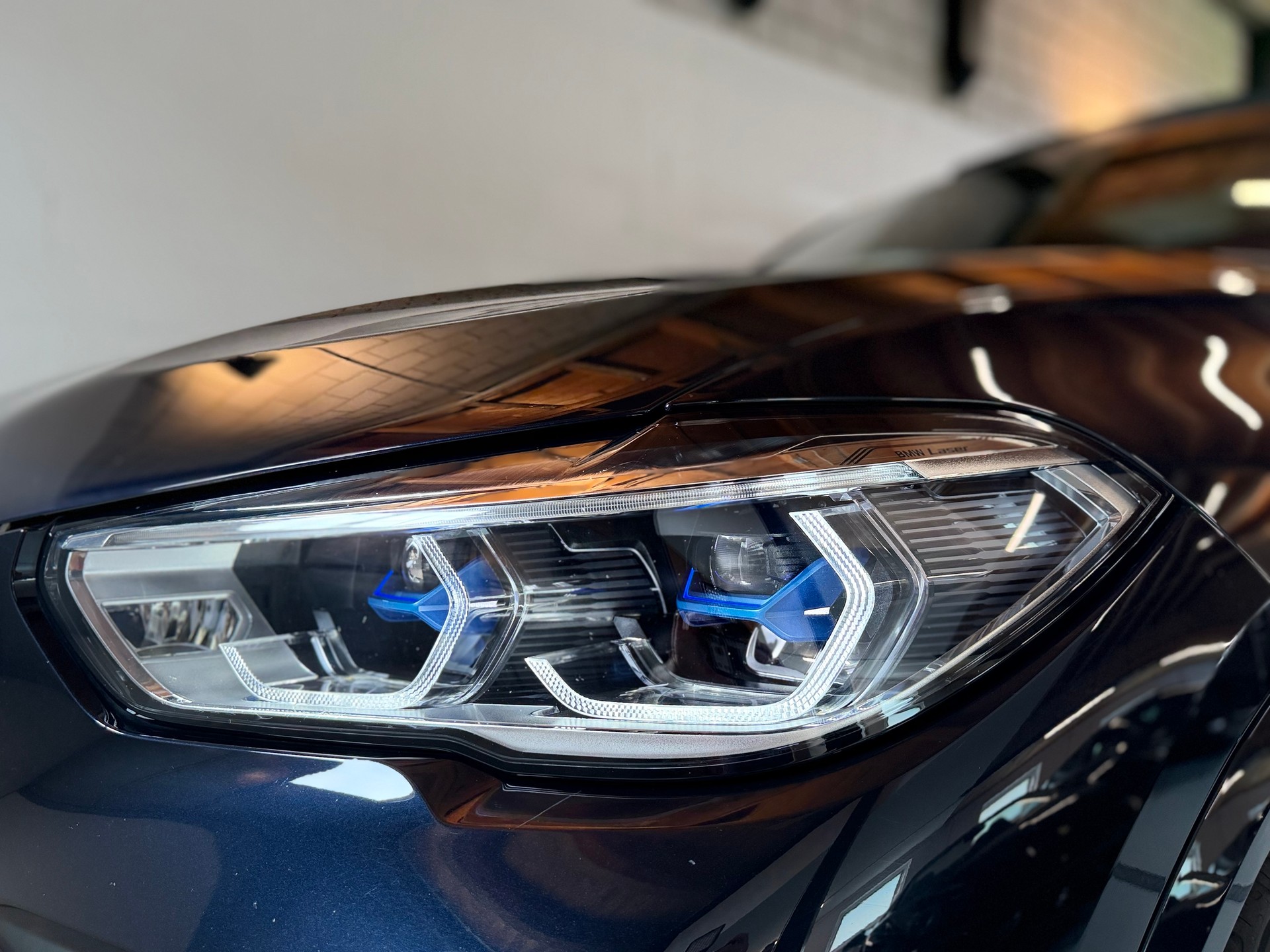 BMW X5 xDrive 48V 40d M Sport Steptronic-image-5