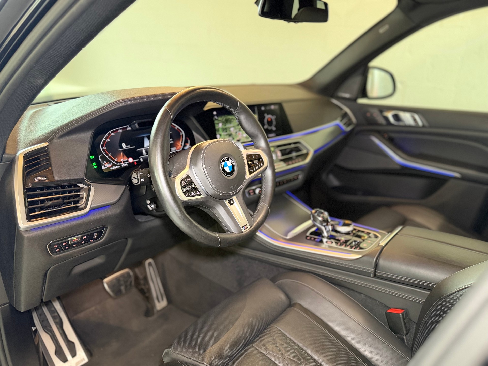 BMW X5 xDrive 48V 40d M Sport Steptronic-image-8