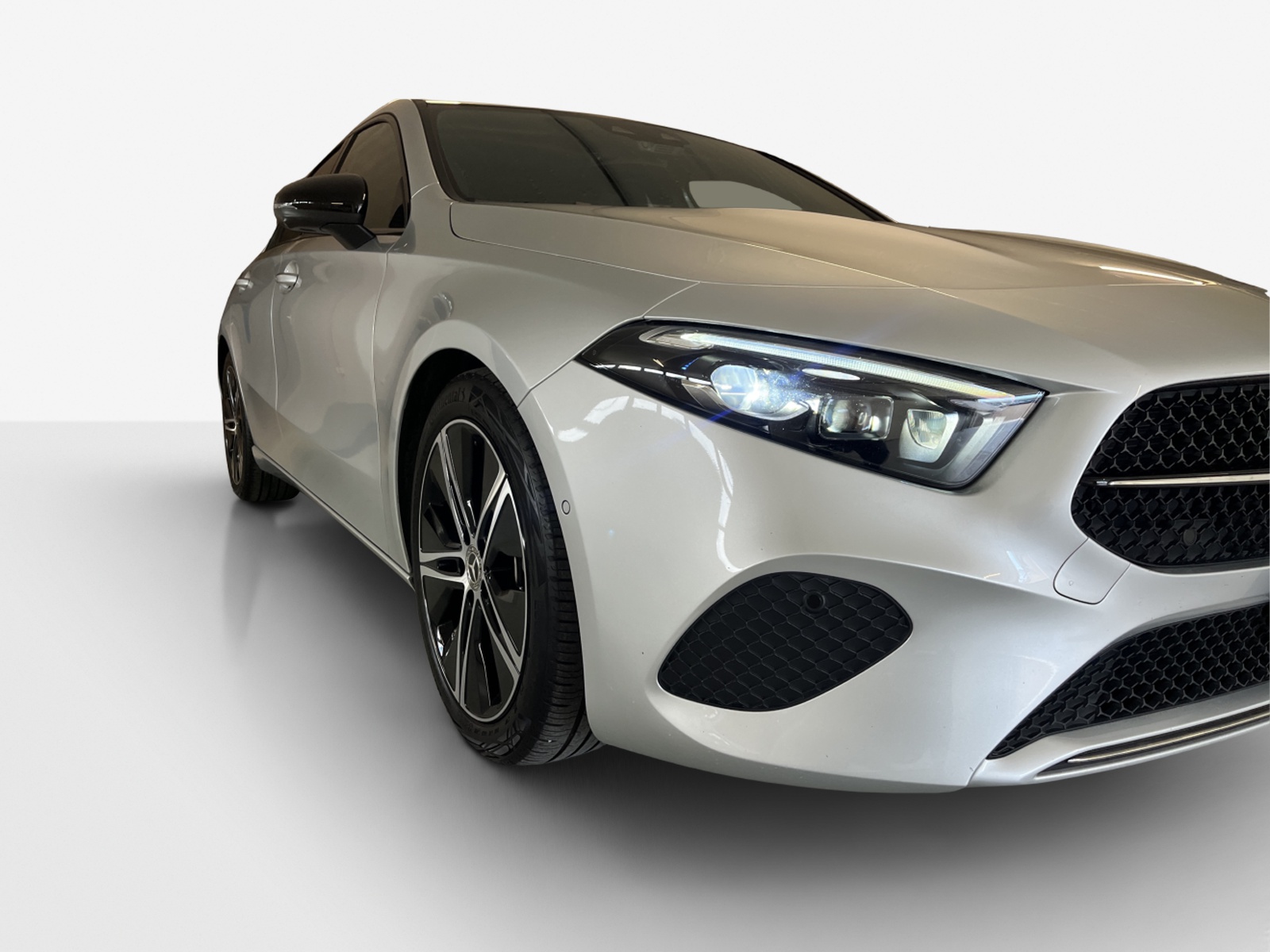 MERCEDES-BENZ A 180 7G-DCT-image-14