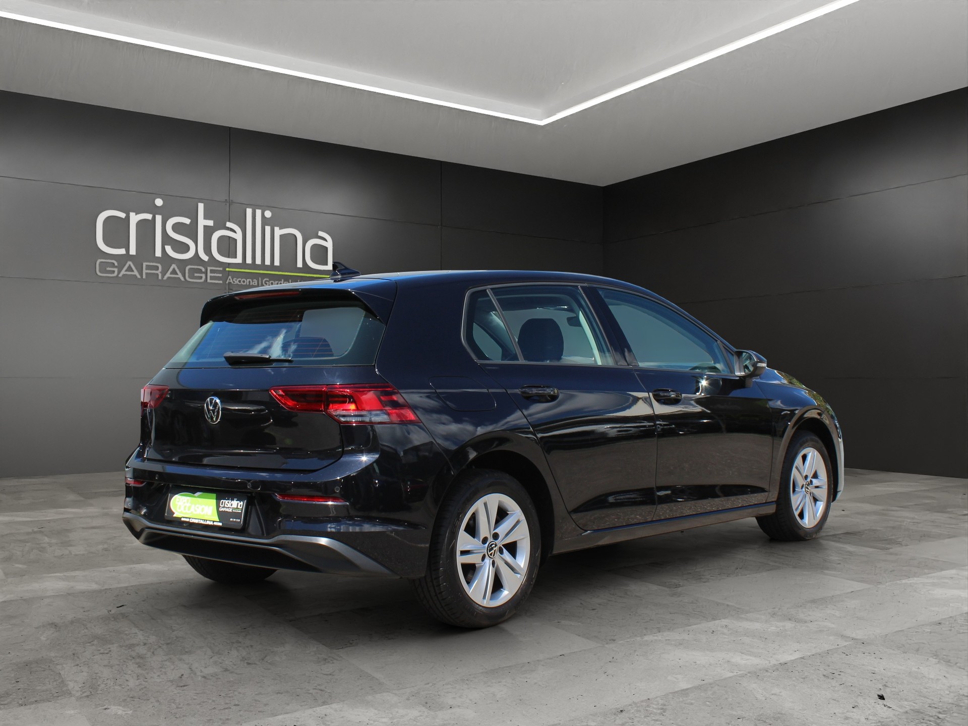 VW Golf VIII 1.0 TSI Life DSG-image-3