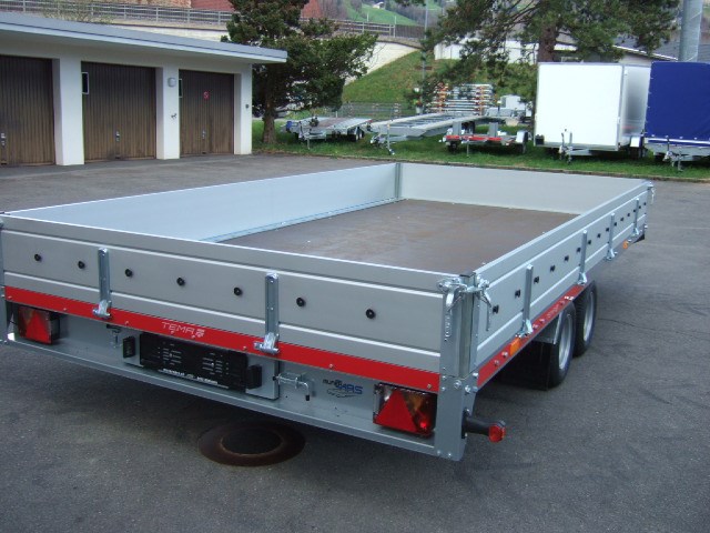 TEMARED CARPLATFORM 4021 3'000kg mit Bordwände-image-2