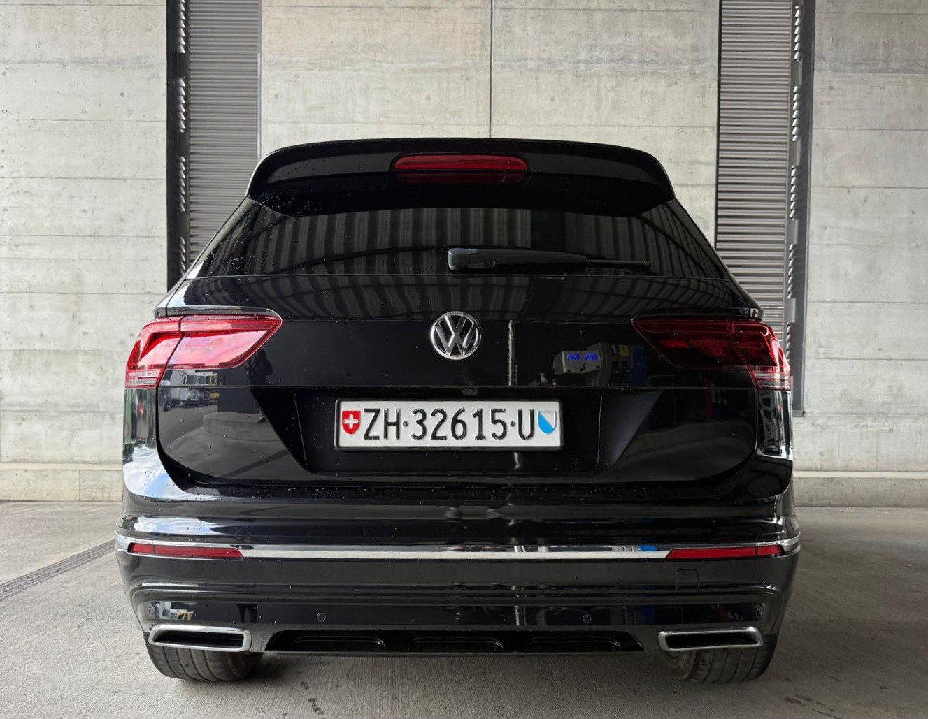 VW Tiguan 2.0 TDI SCR Highline 4Motion DSG-image-5
