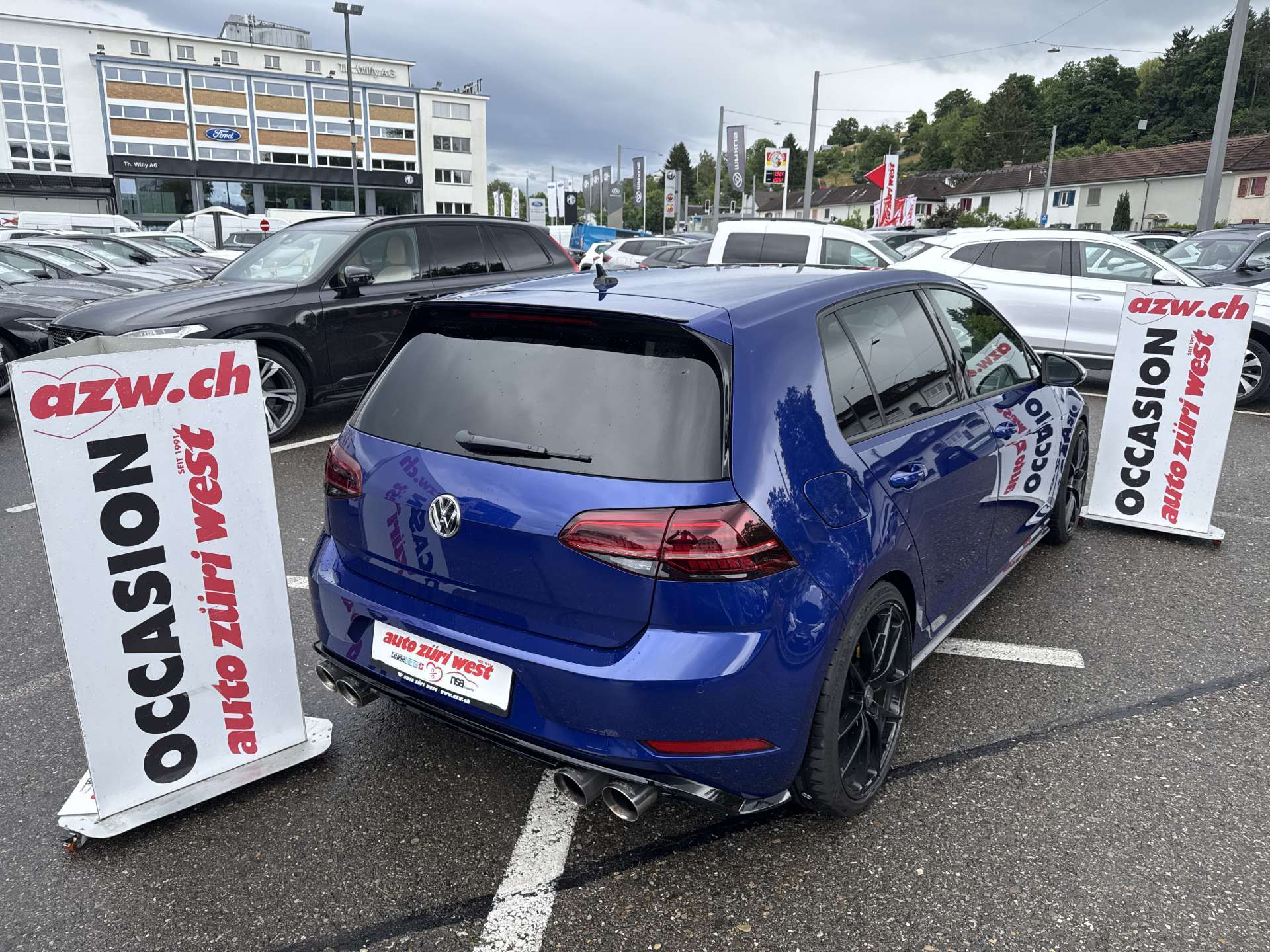 VW Golf 2.0 TSi R 4Motion 310PS DSG-Automat-image-2