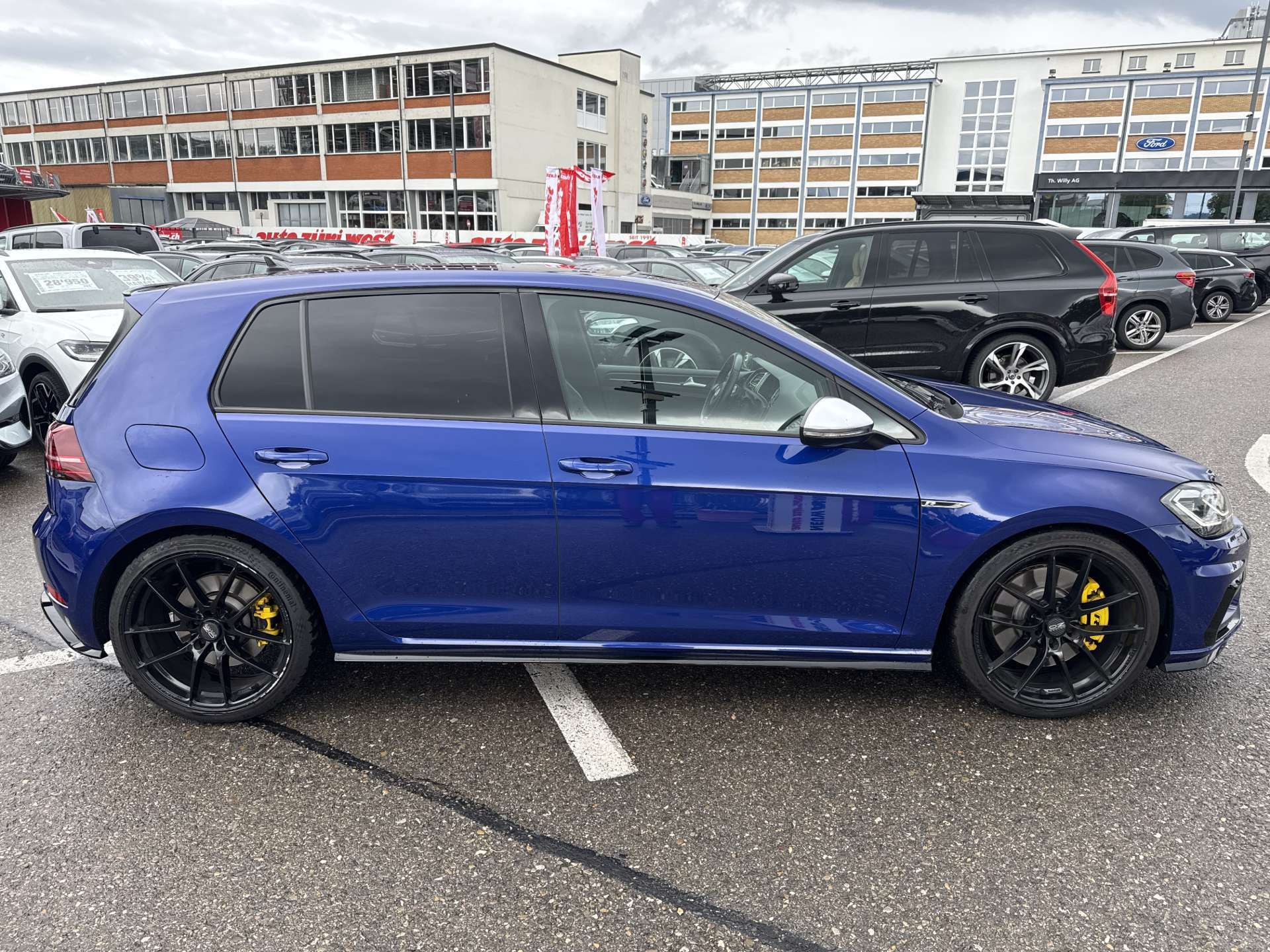 VW Golf 2.0 TSi R 4Motion 310PS DSG-Automat-image-10