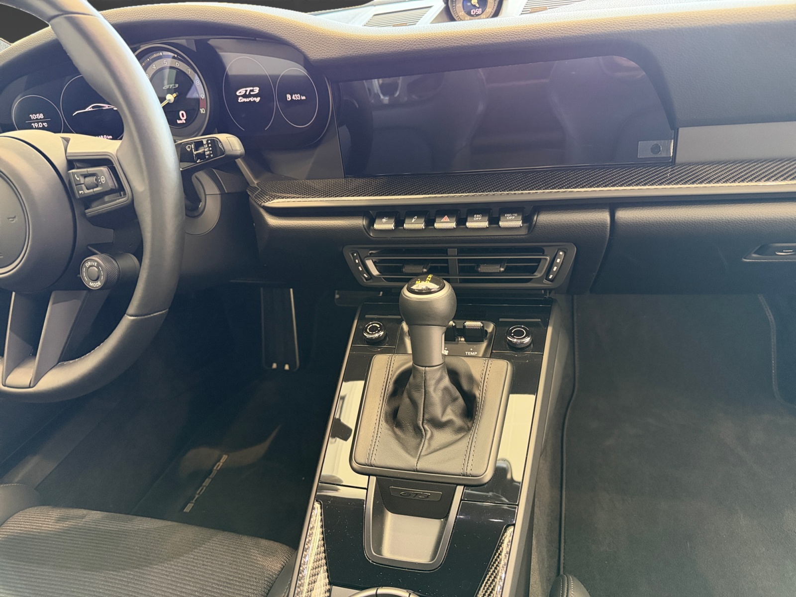 PORSCHE 911 GT3 Touring PDK-image-12