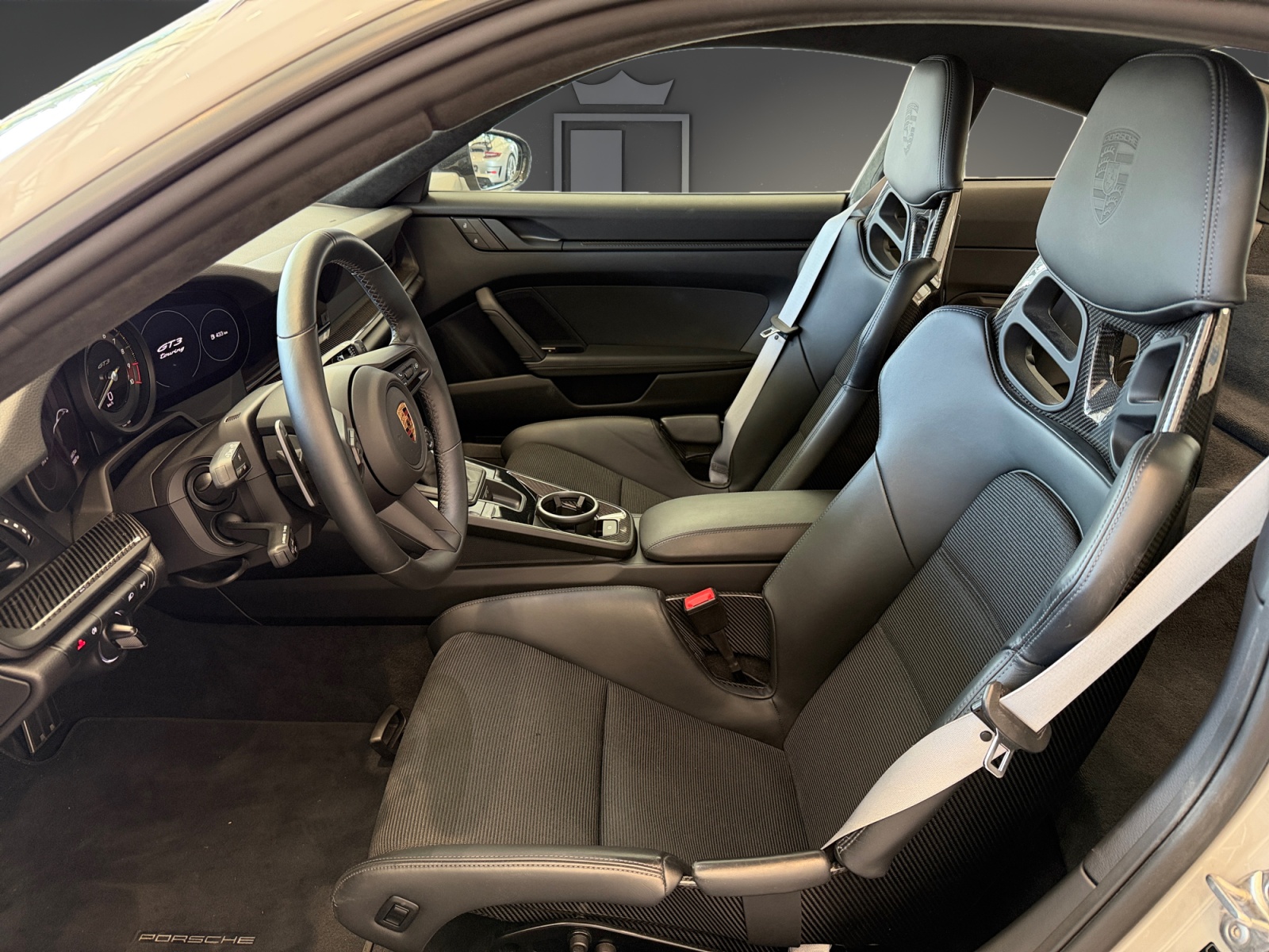 PORSCHE 911 GT3 Touring PDK-image-10